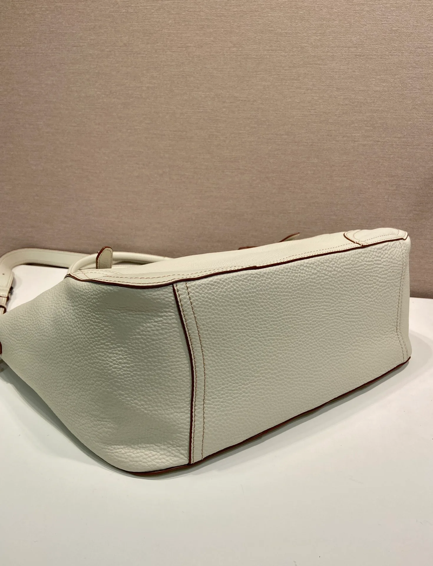 Классические Сумки Женские Prada 10979000