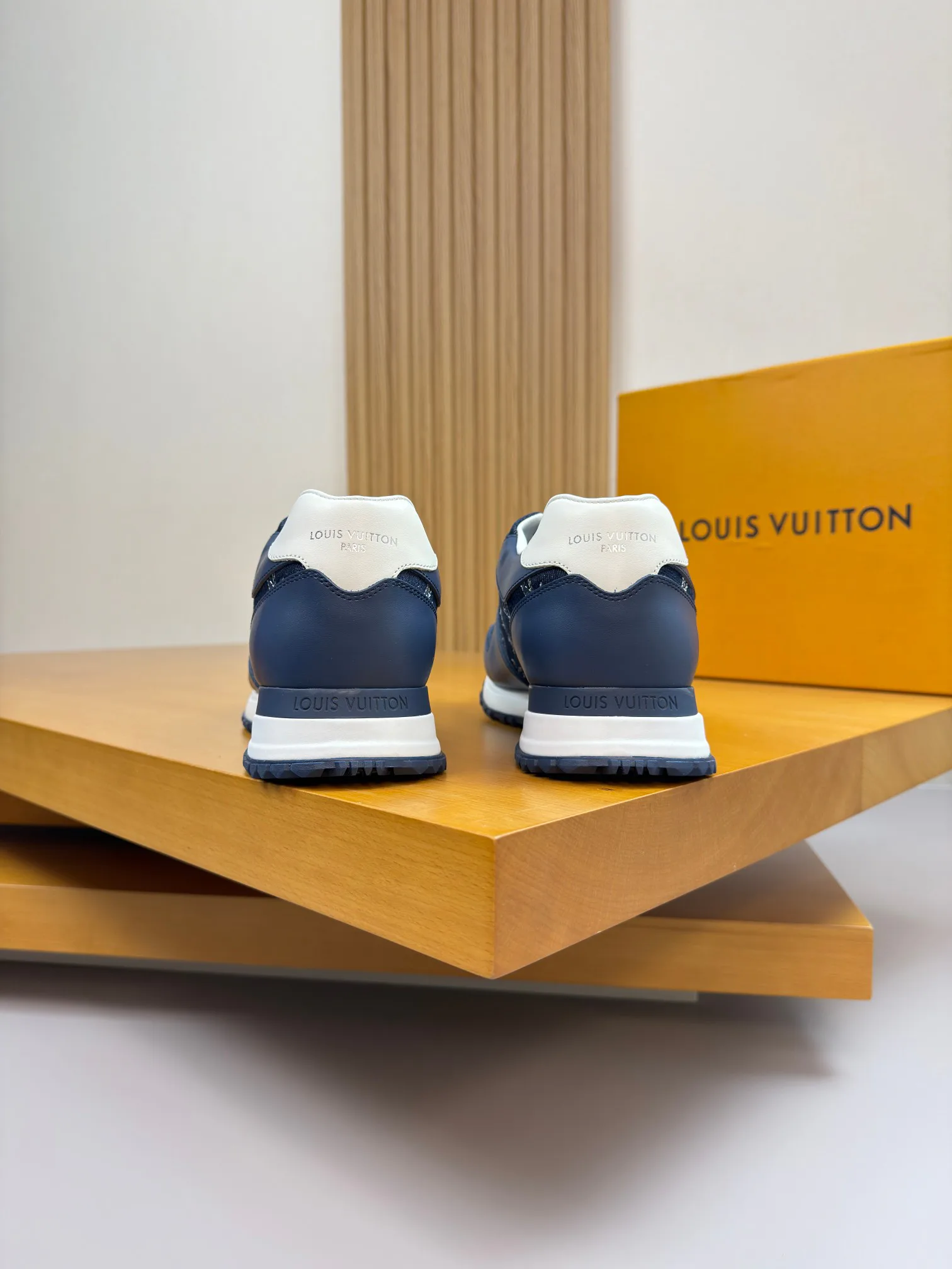 Кроссовки Мужские Louis Vuitton 283957