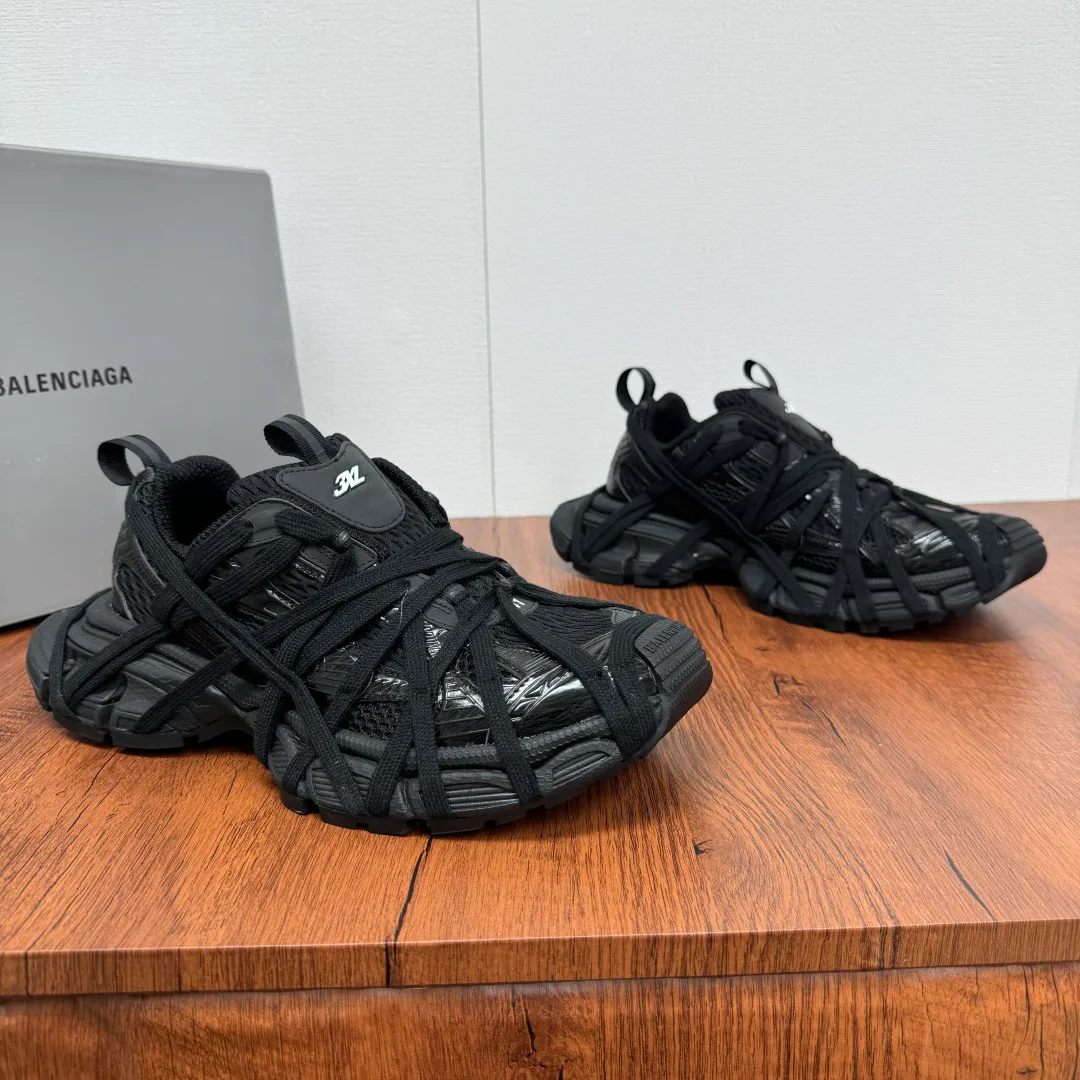 Кроссовки Женские Balenciaga 13216465