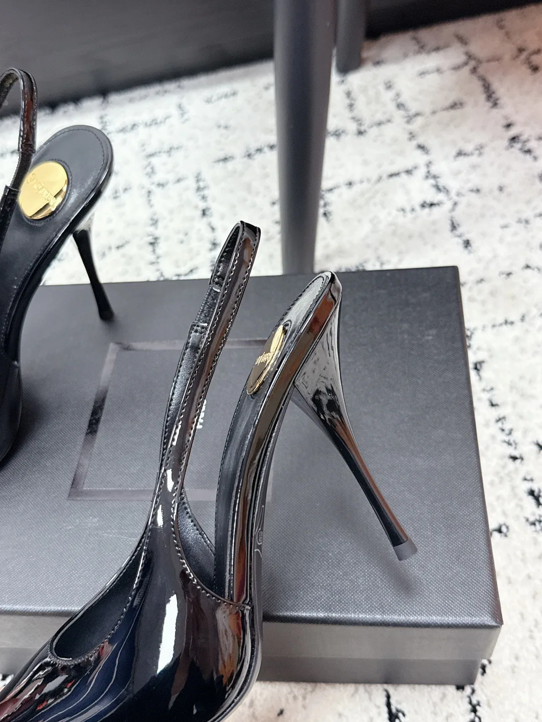 Туфли Женские Saint Laurent 3056409