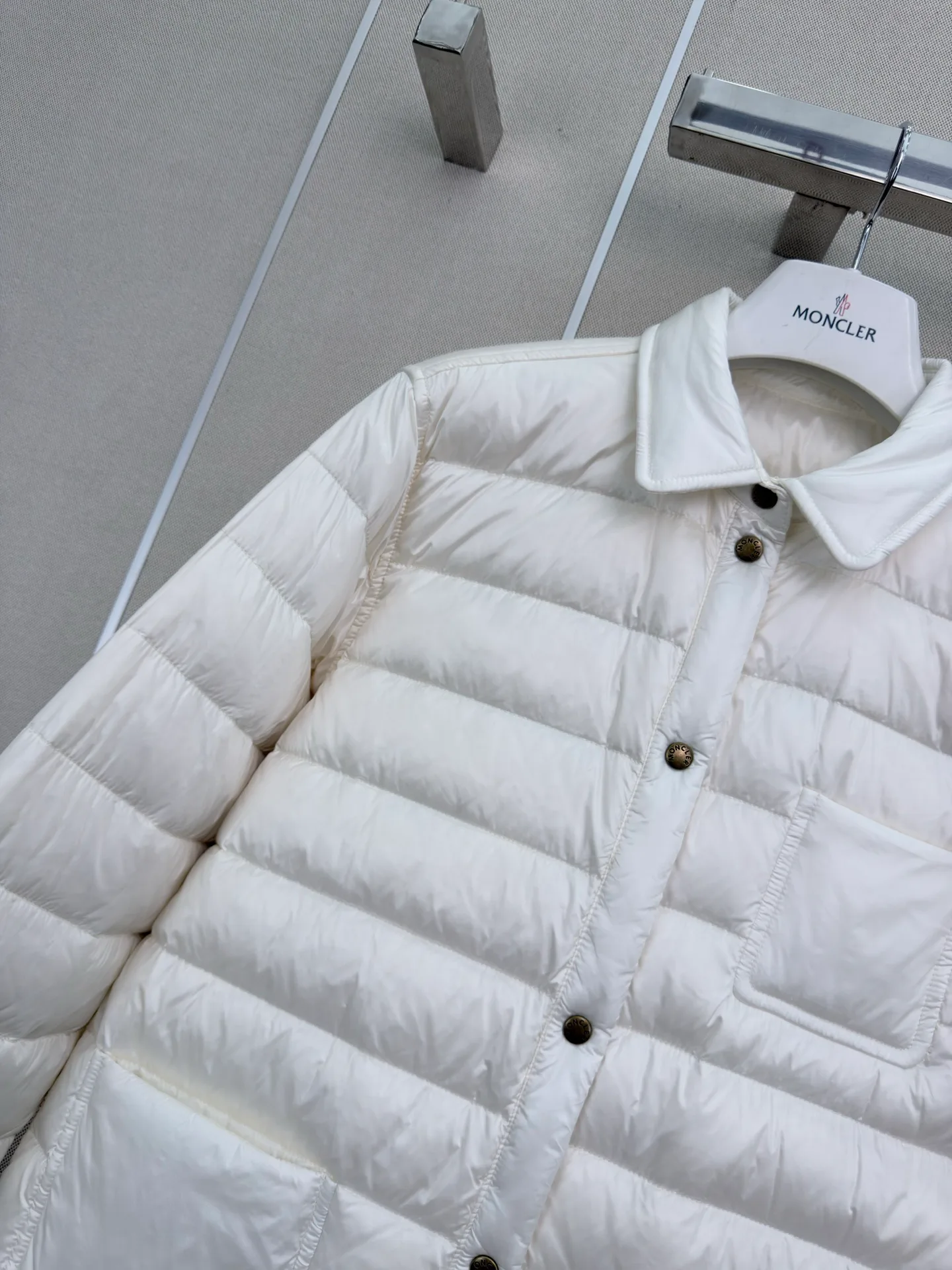 Куртки И Пуховики Женские Moncler 17919457