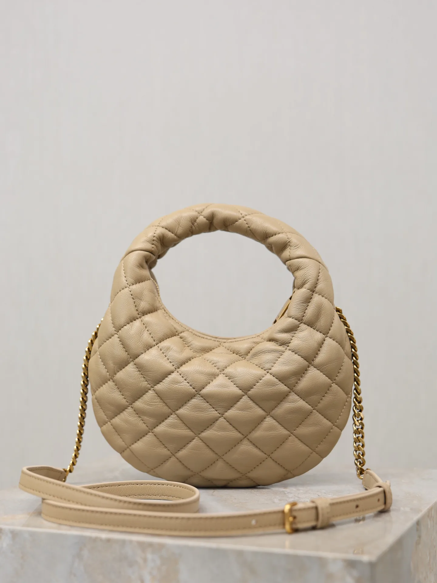 Сумки На Ремне Женские Saint Laurent 11504322