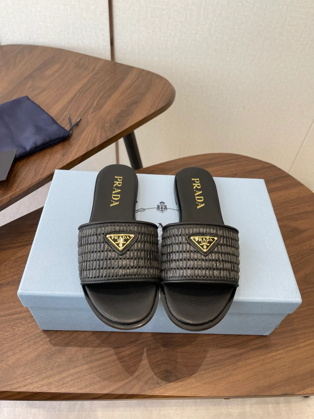 Шлепанцы Женские Prada 13075730