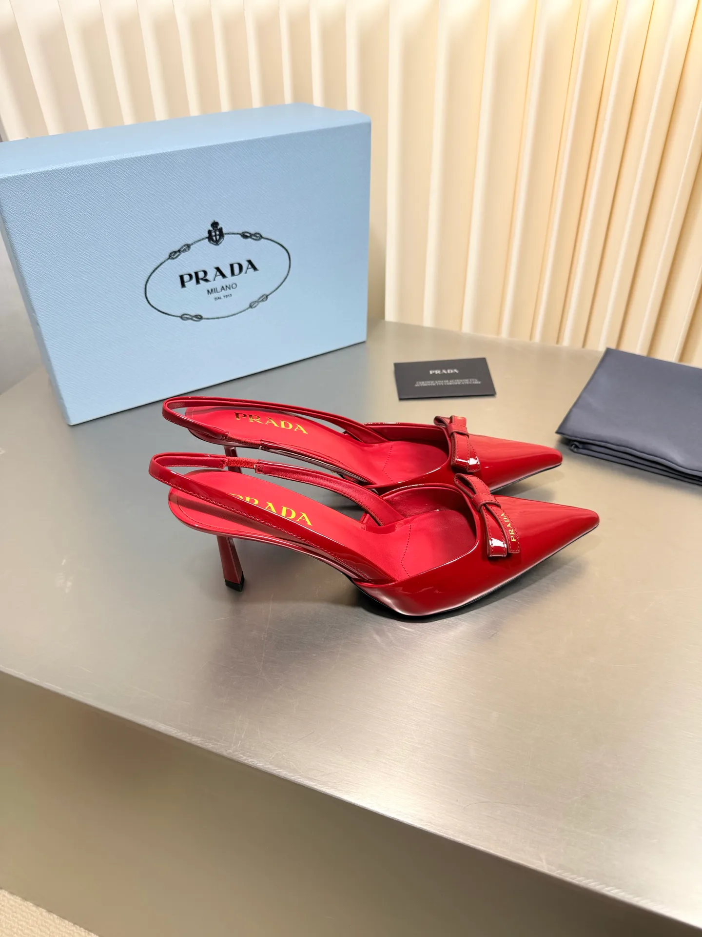 Туфли Женские Prada 18083093