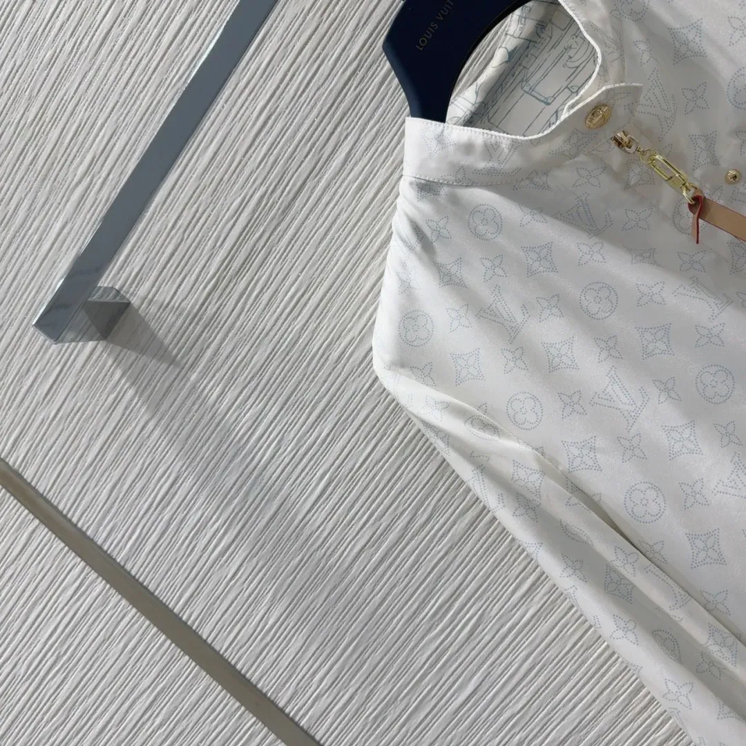 Куртки И Пуховики Женские Louis Vuitton 32264