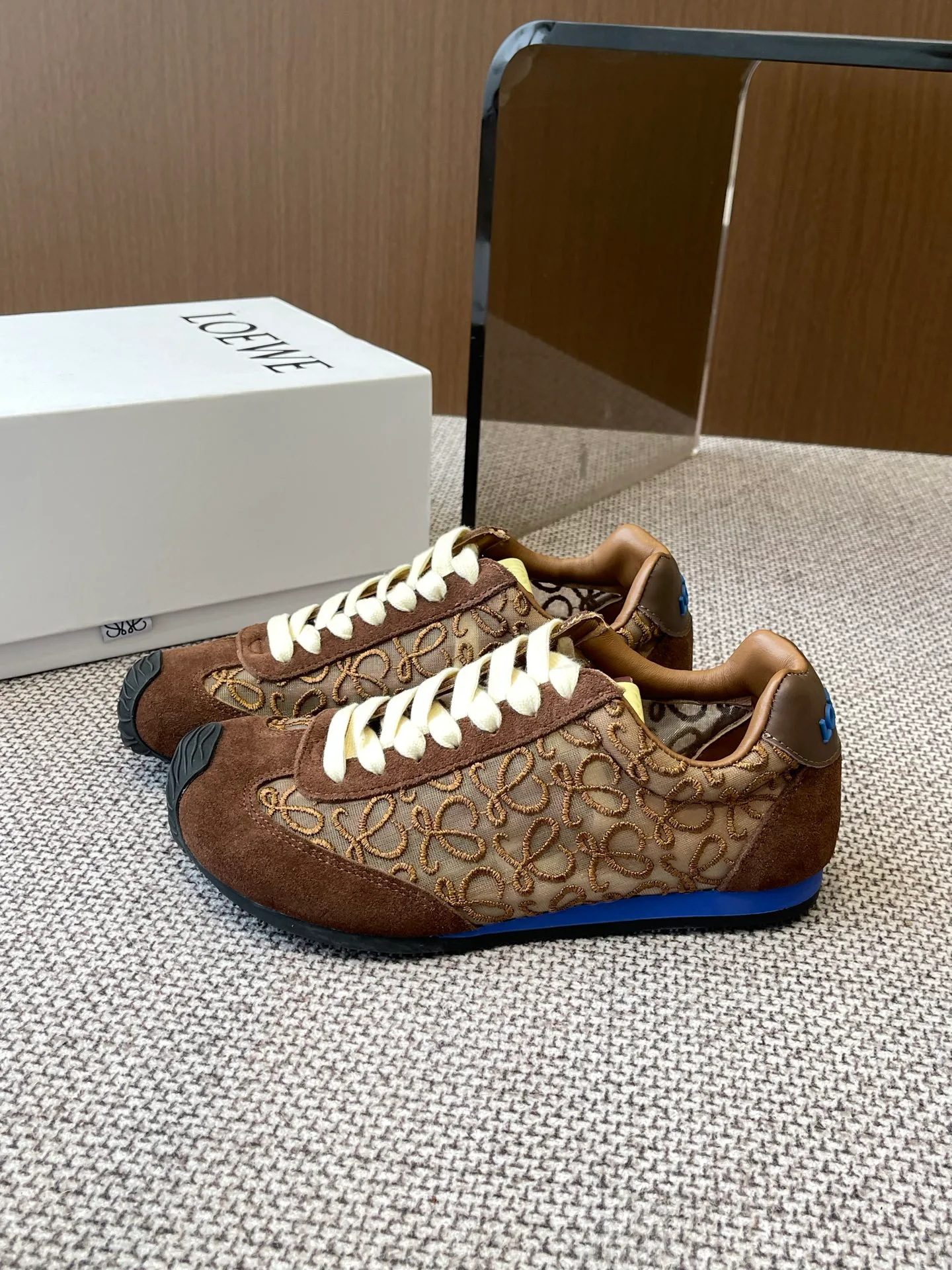 Кроссовки Женские Loewe 31218