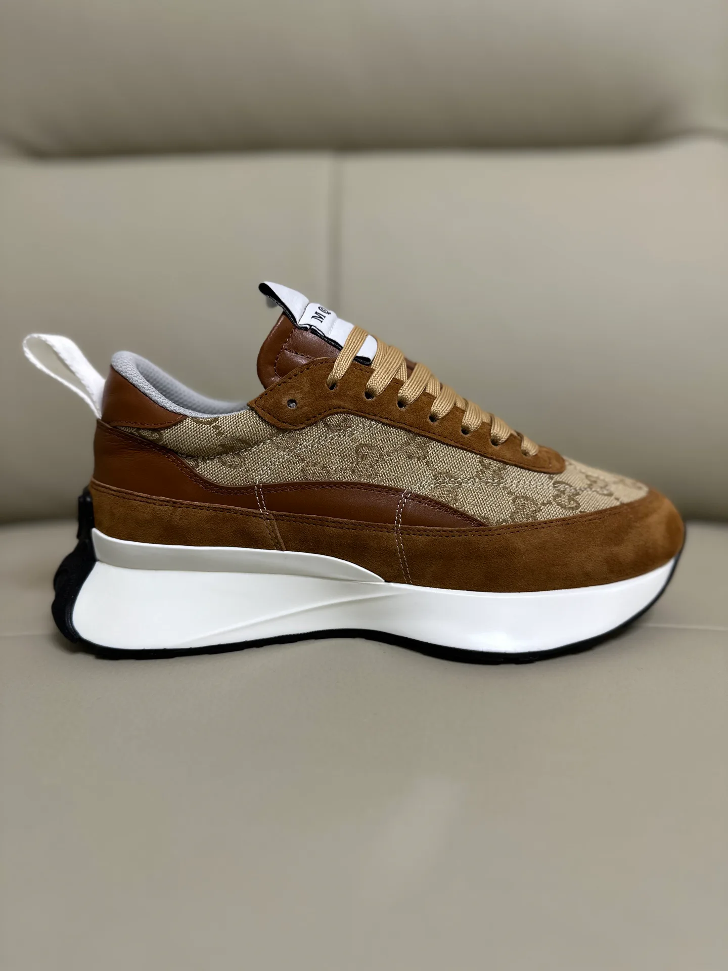 Кроссовки Женские Alexander Mcqueen 18616743