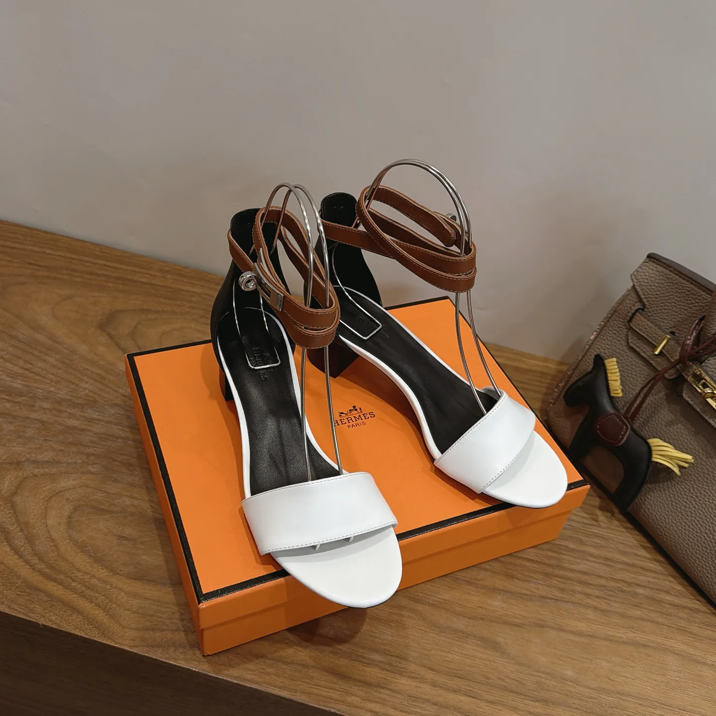 Босоножки Женские Hermes 17818331