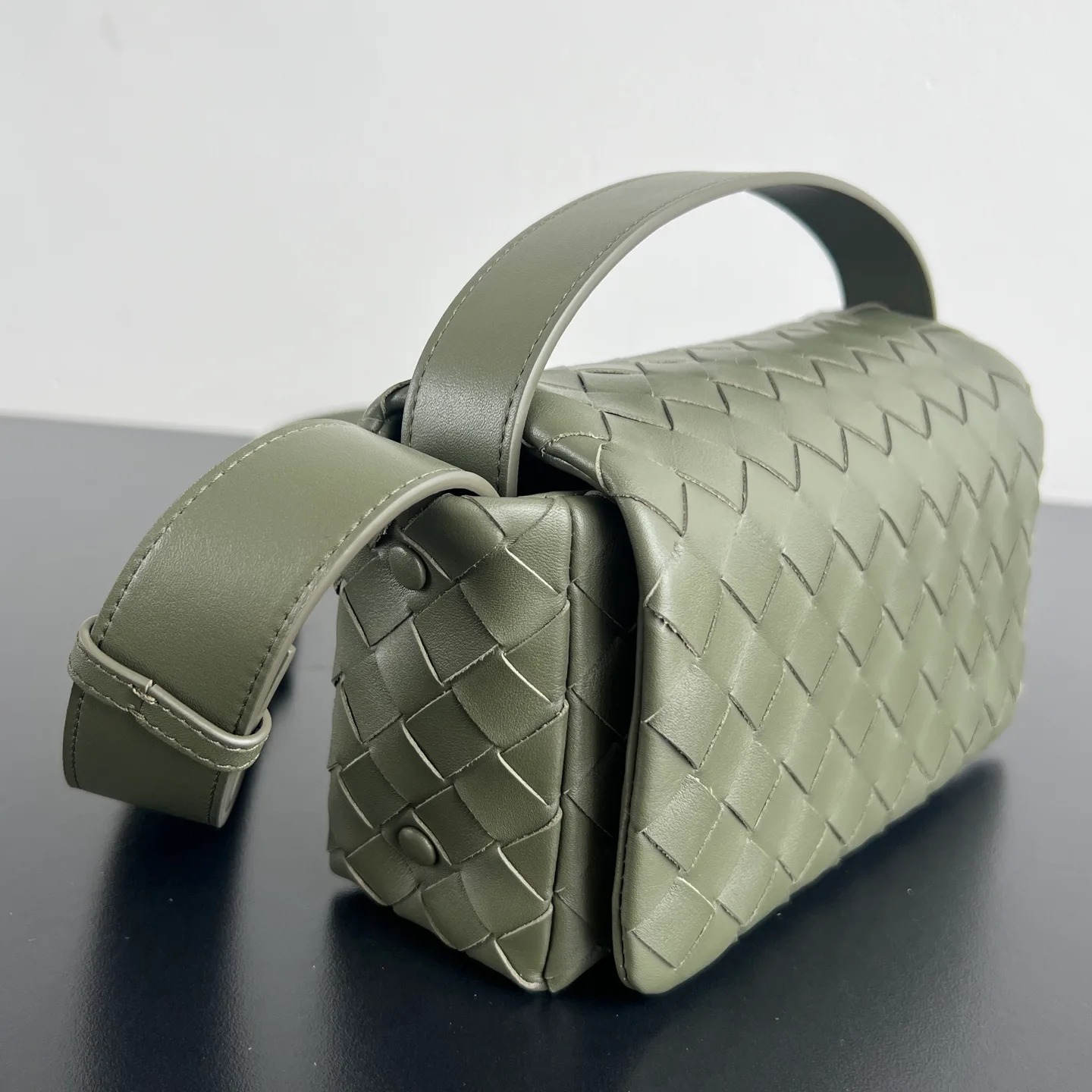 Классические Сумки Женские Bottega Veneta 13306147