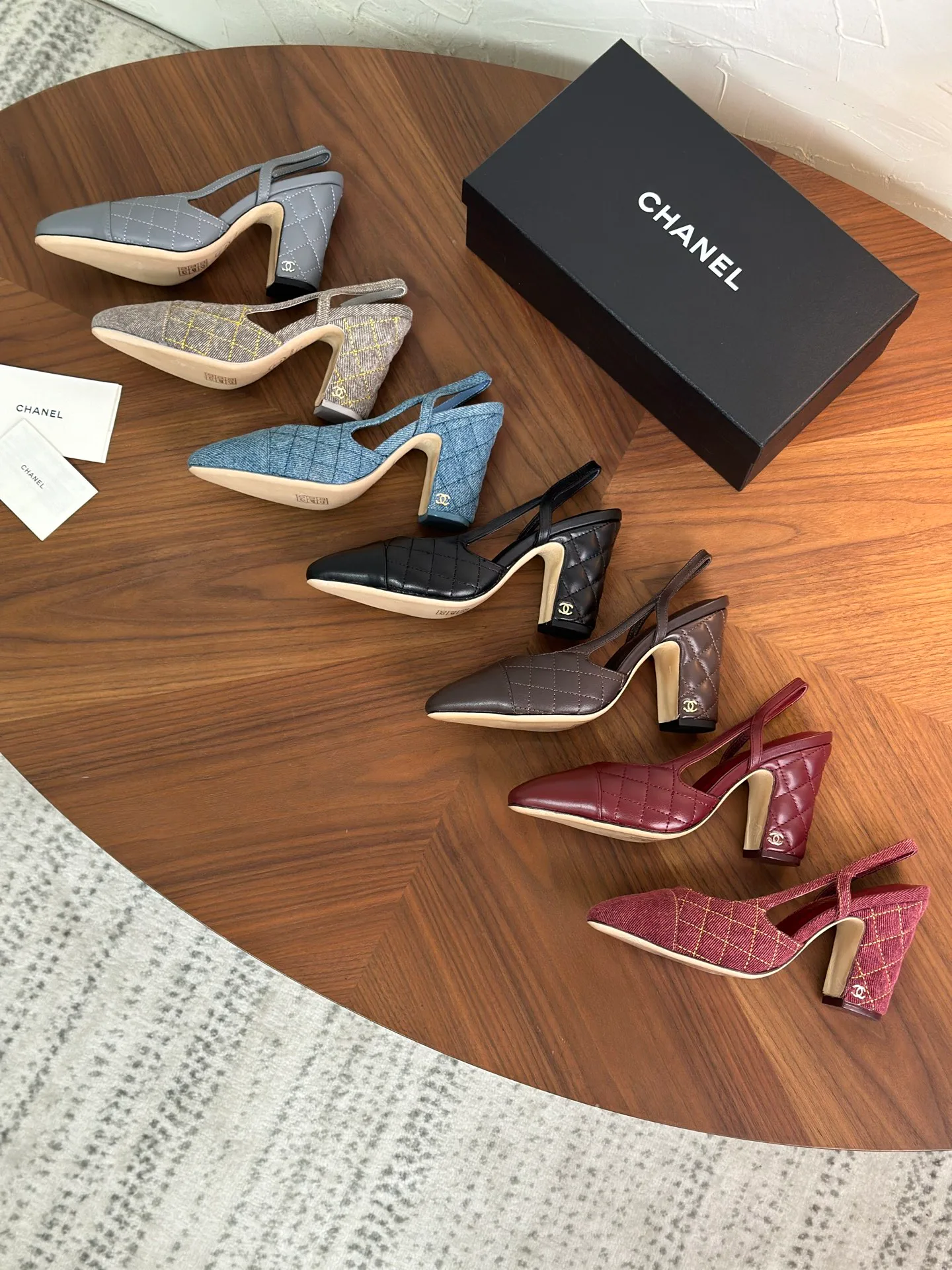 Туфли Женские Chanel 18329934
