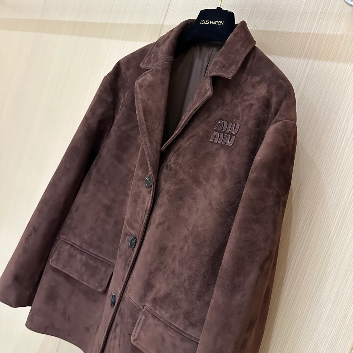 Кожаные Куртки И Дублёнки Женские Miu Miu 11511455