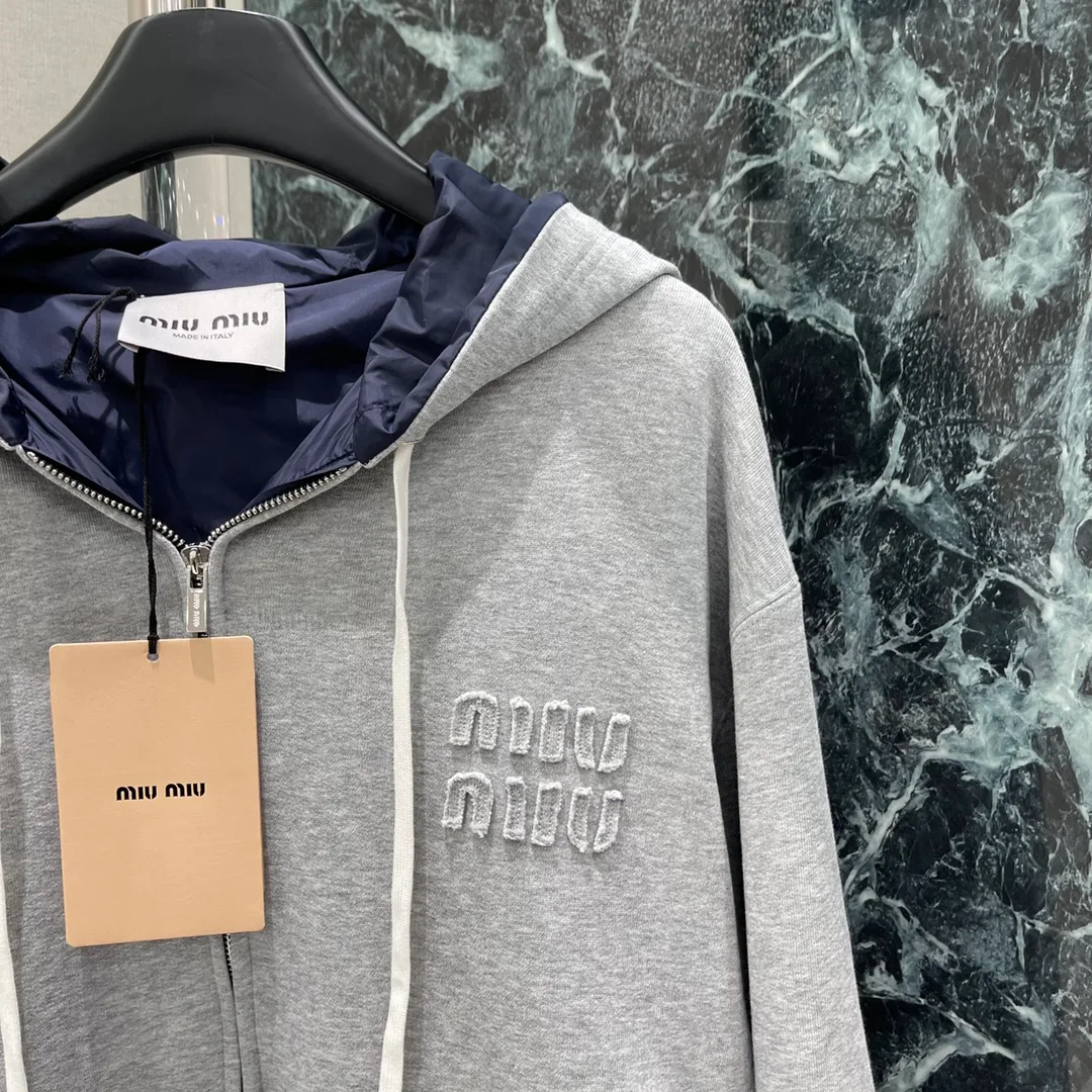 Куртки И Пуховики Женские Miu Miu 11397760
