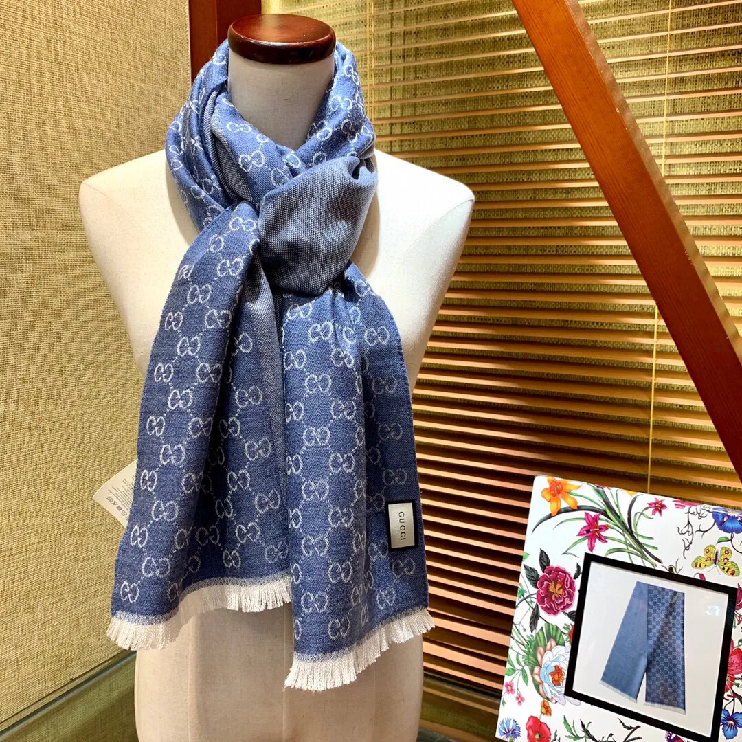 Шарфы Gucci 1732787