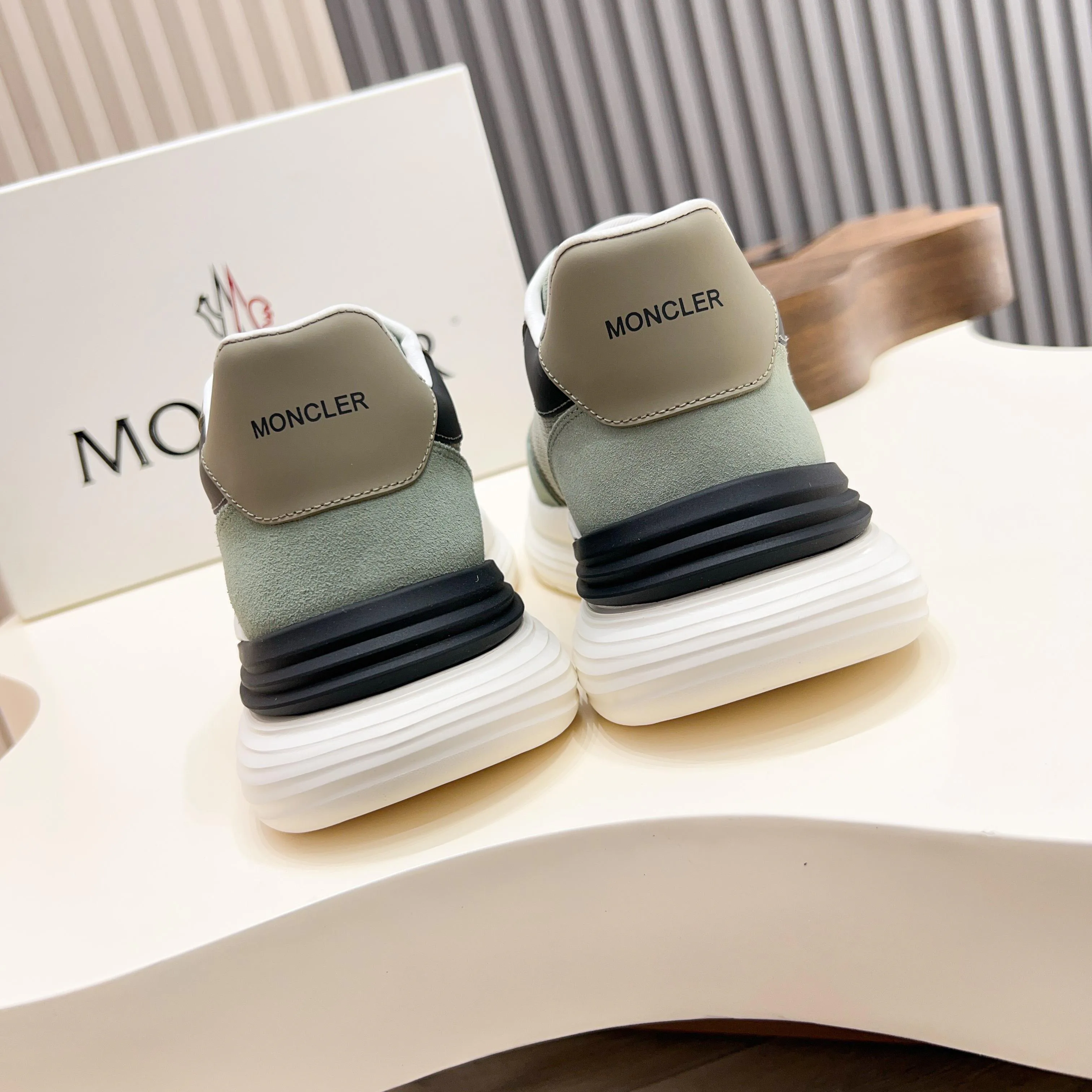 Кроссовки Мужские Moncler 122355