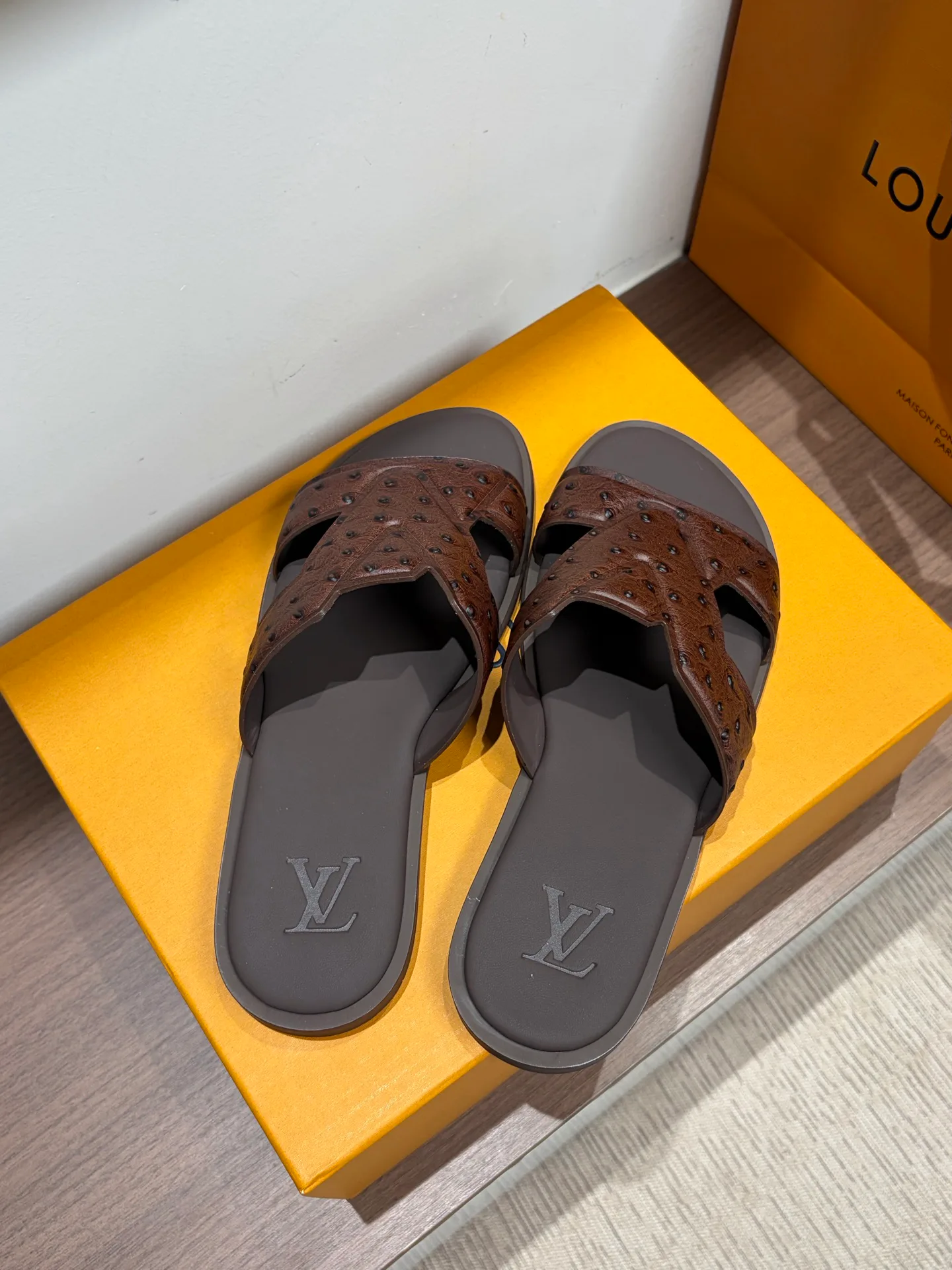 Шлепанцы Мужские Louis Vuitton 12826634