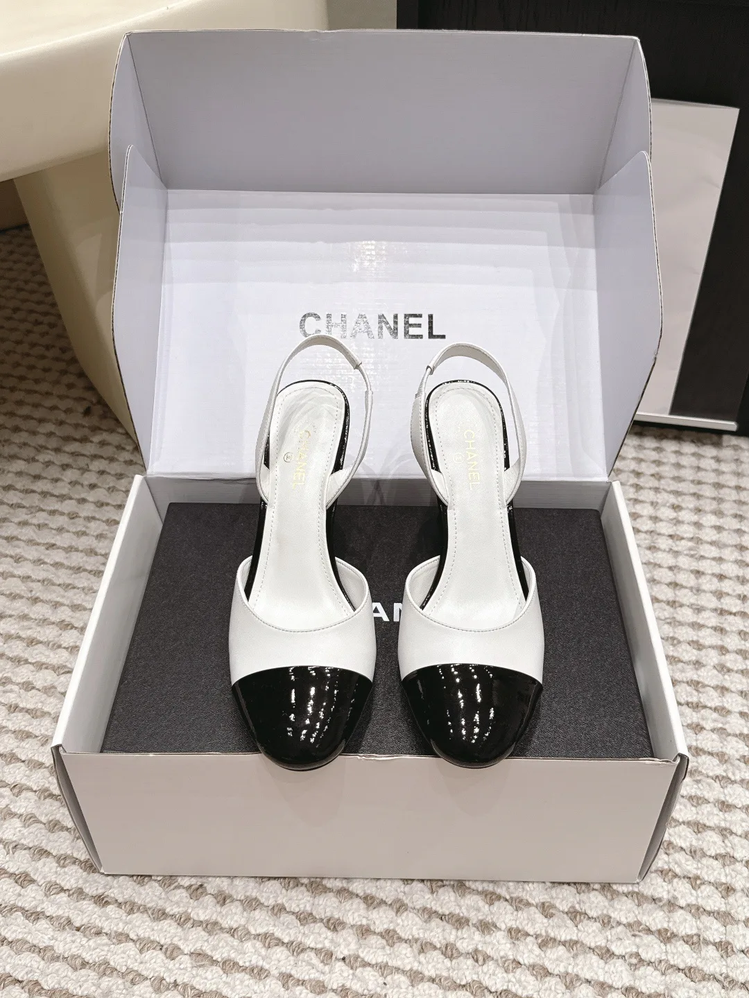Босоножки Женские Chanel 17784796