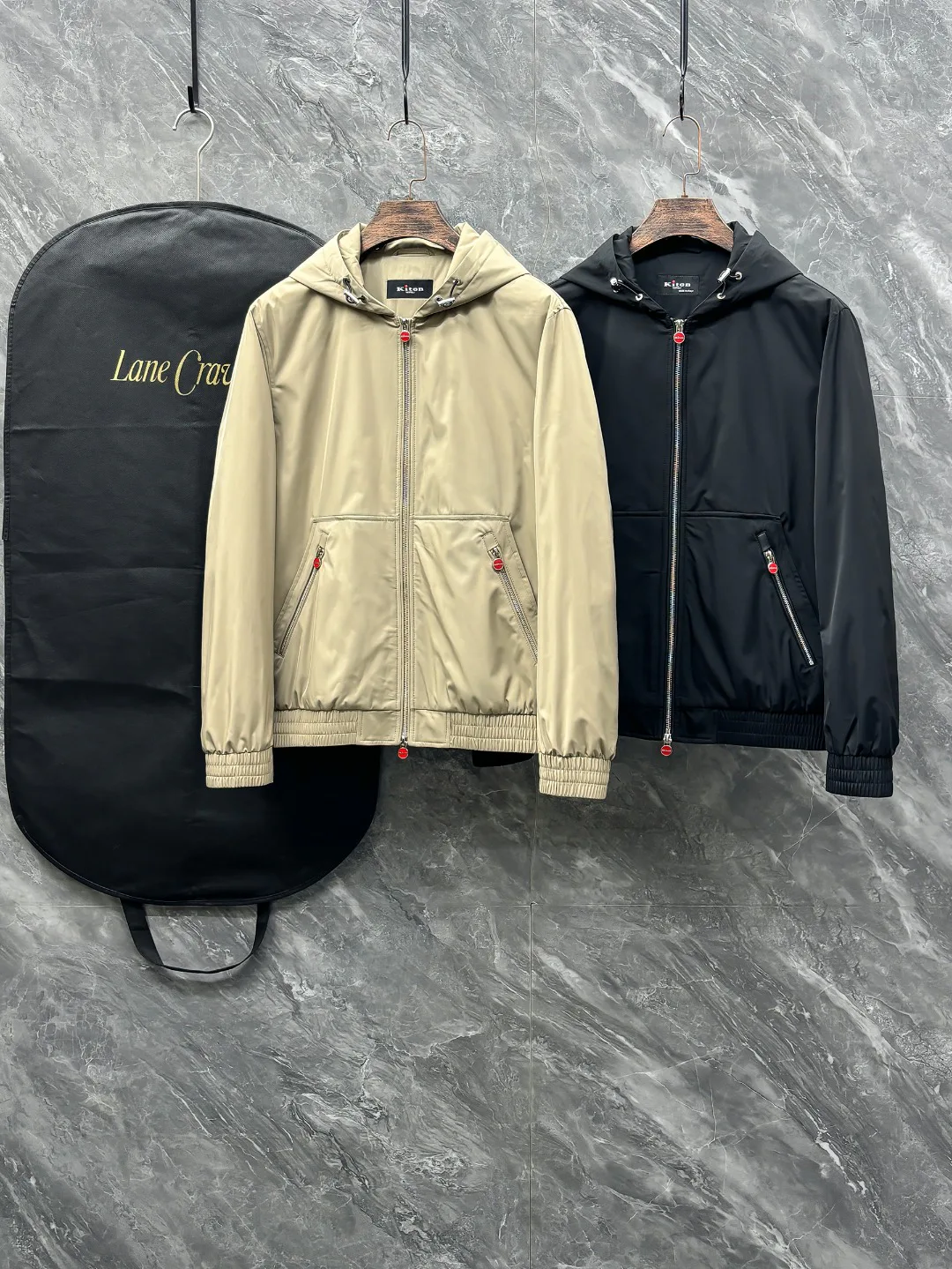 Куртки И Пуховики Женские Kiton 1392971