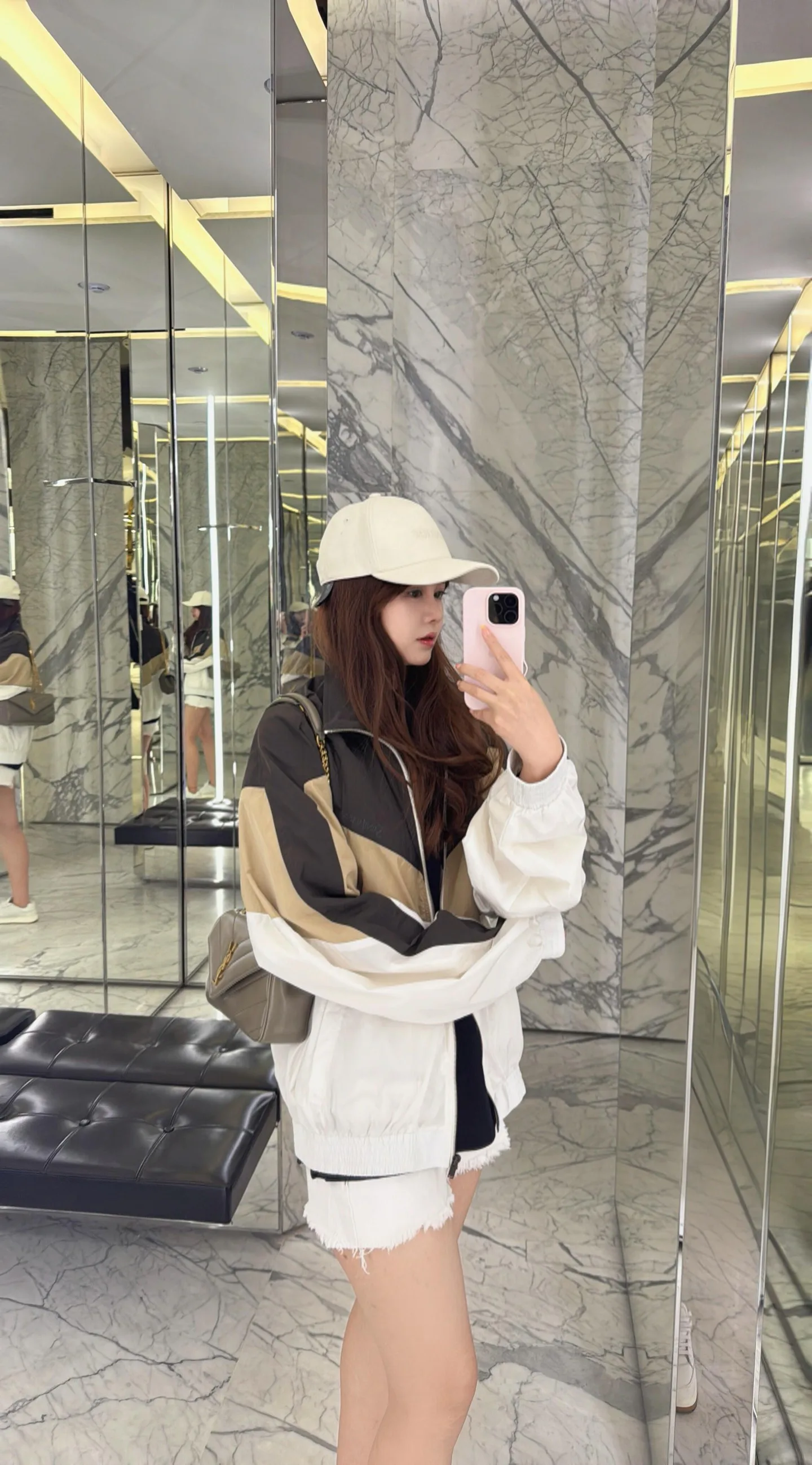 Куртки И Пуховики Женские Saint Laurent 30665