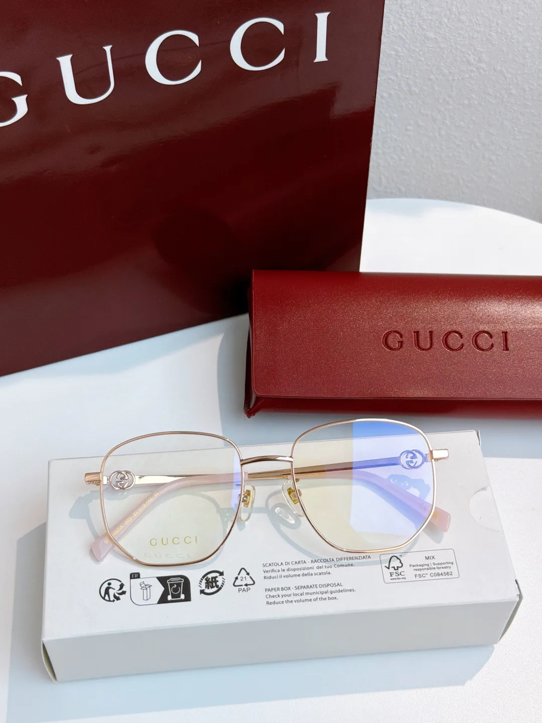 Очки Gucci 13571260