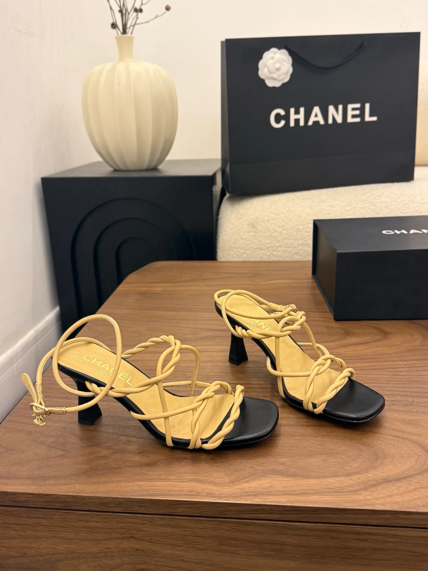 Босоножки Женские Chanel 13444880