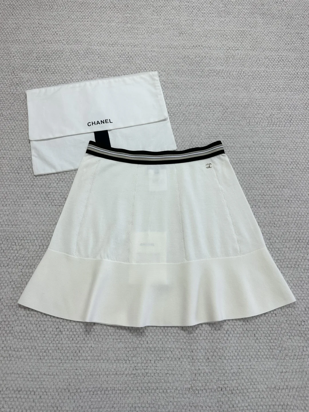 Юбки Женские Chanel 12876629