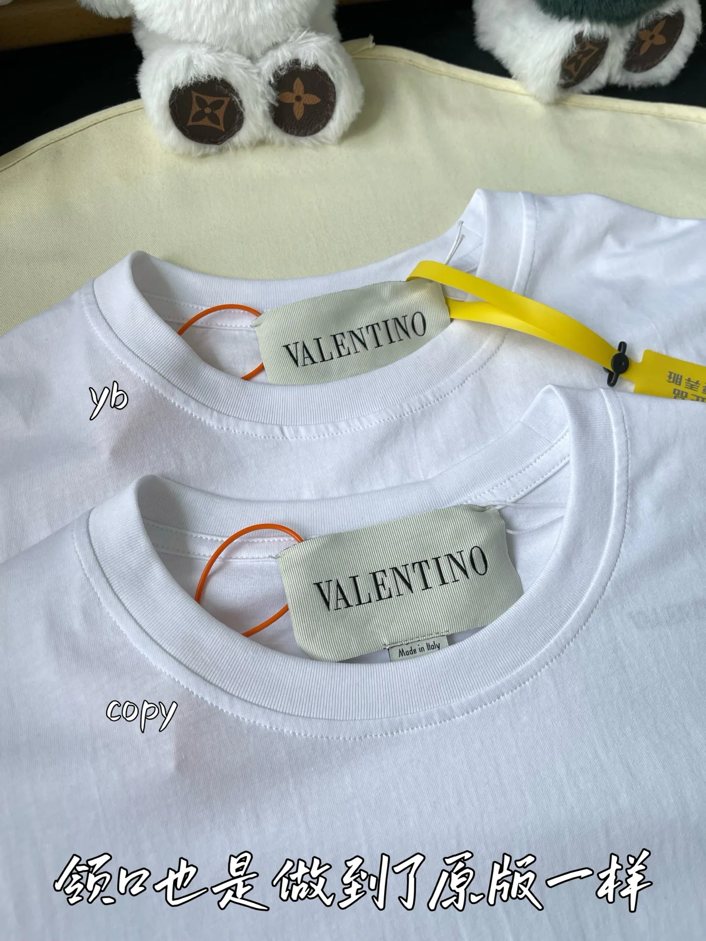Футболки Женские Valentino 18191247