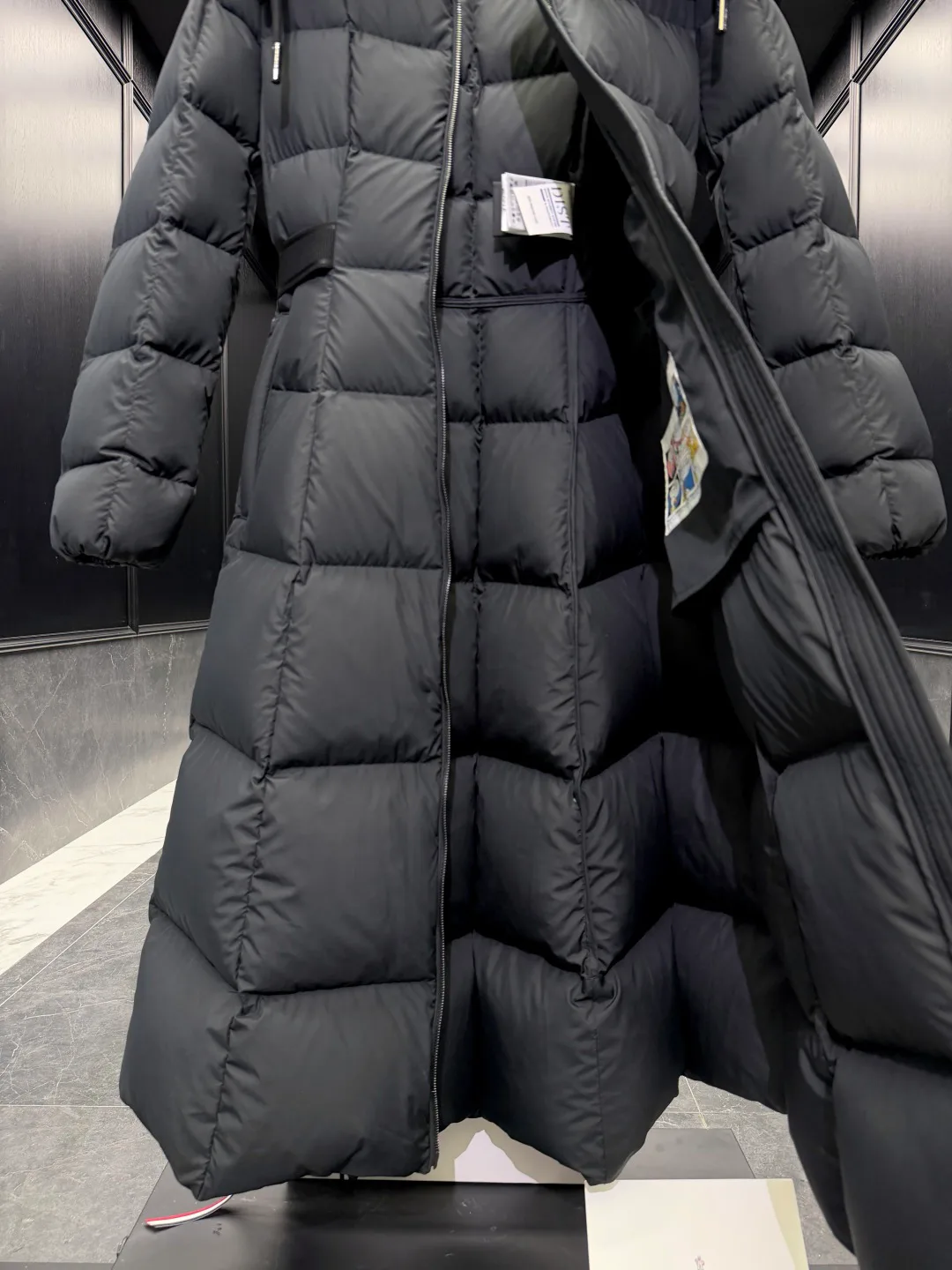 Куртки И Пуховики Женские Moncler 19080357