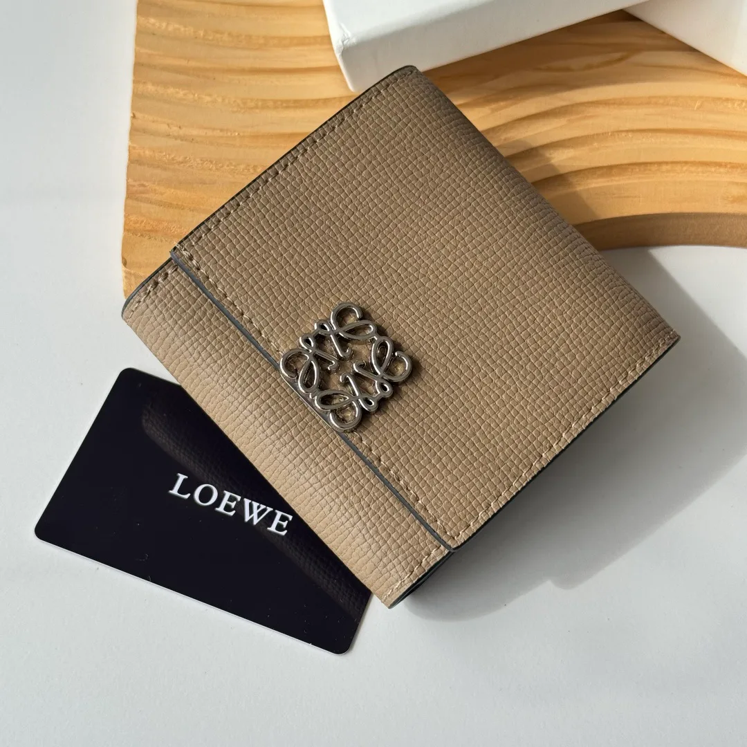 Клатчи Женские Loewe 617222