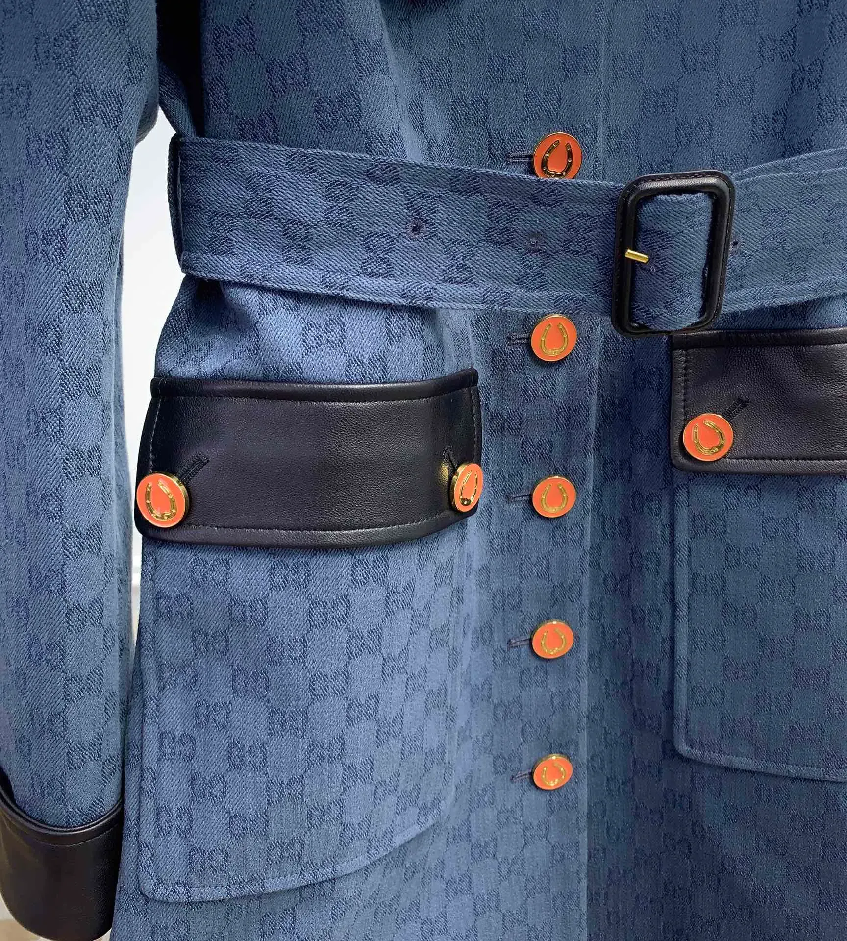 Тренчи Женские Gucci 680631