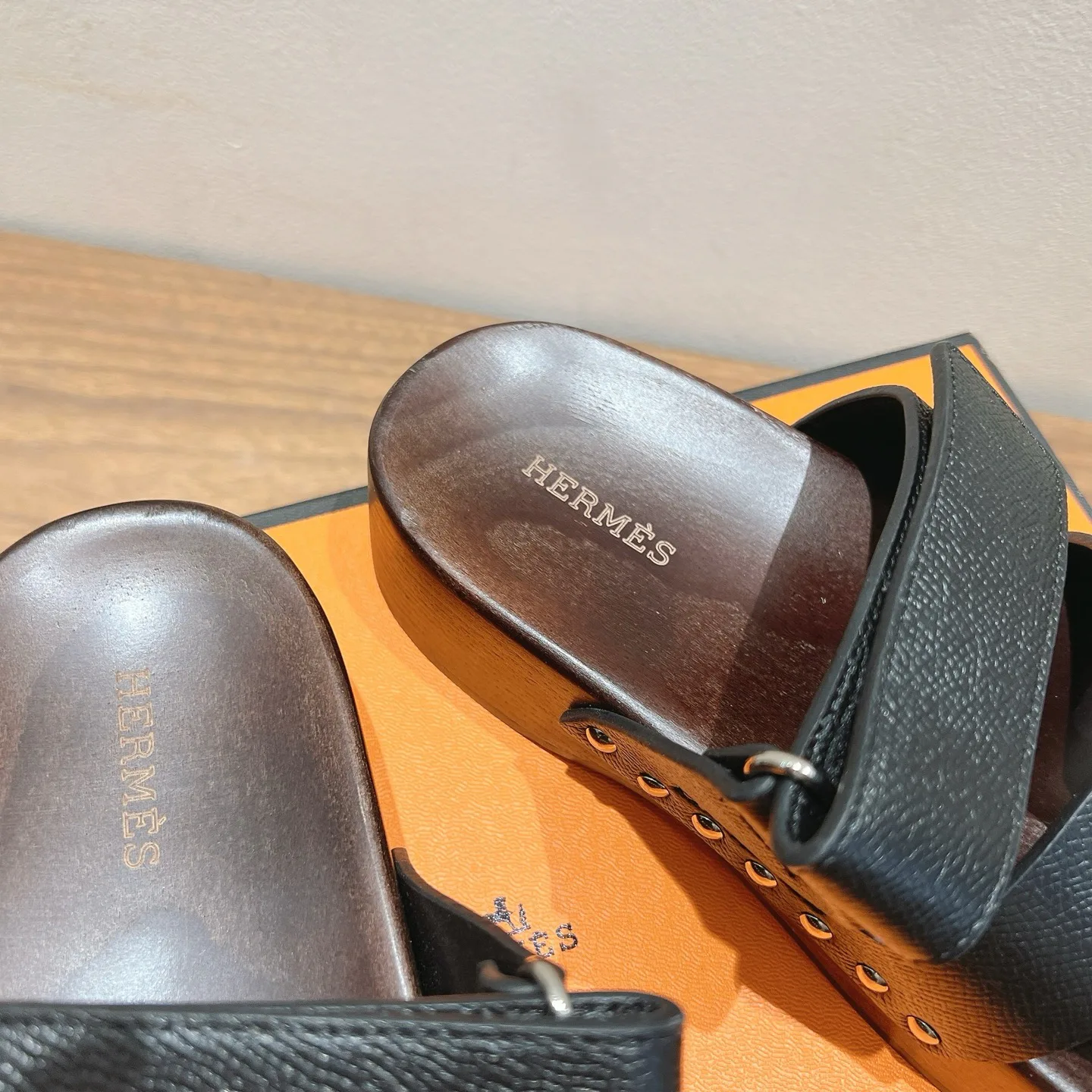 Шлепанцы Женские Hermes 11045