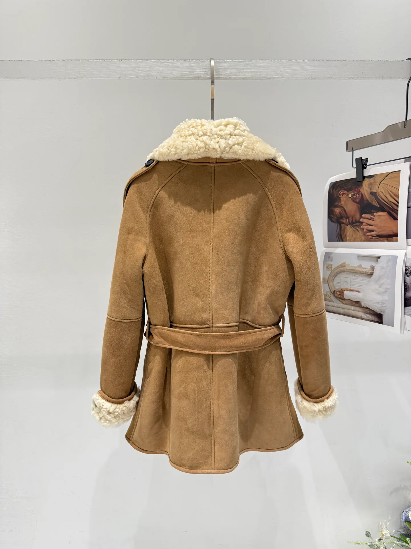 Кожаные Куртки И Дублёнки Женские Christian Dior 19474245