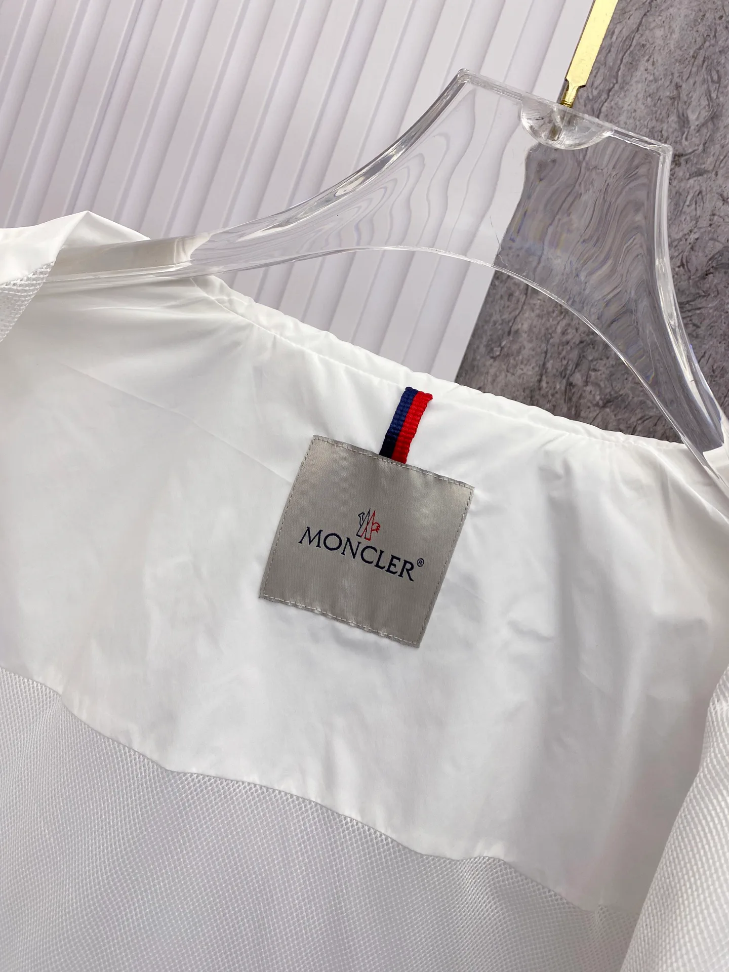 Куртки И Пуховики Мужские Moncler 5023402