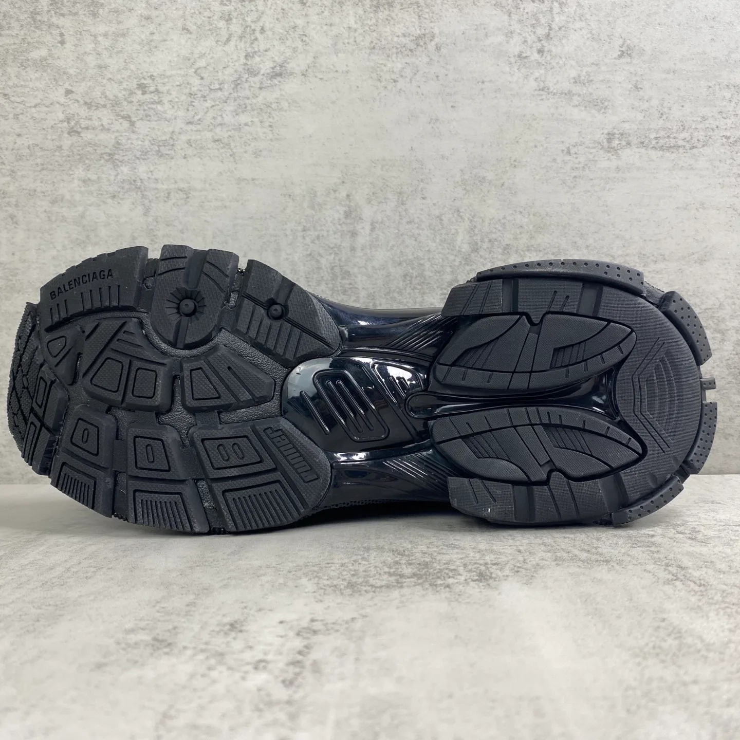 Кроссовки Женские Balenciaga 11216167