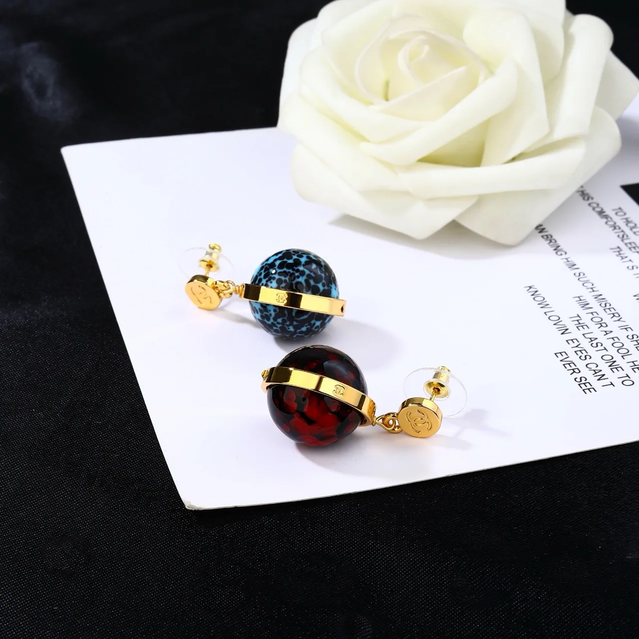 Бижутерия Chanel 17881922