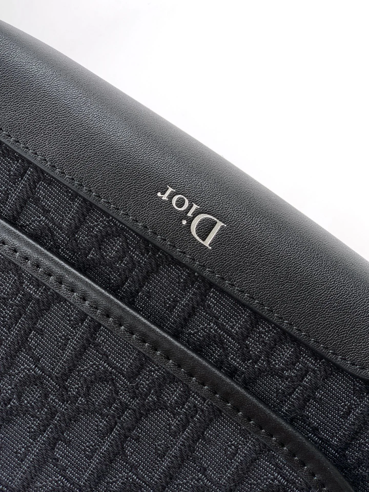 Классические Сумки Женские Christian Dior 12699482