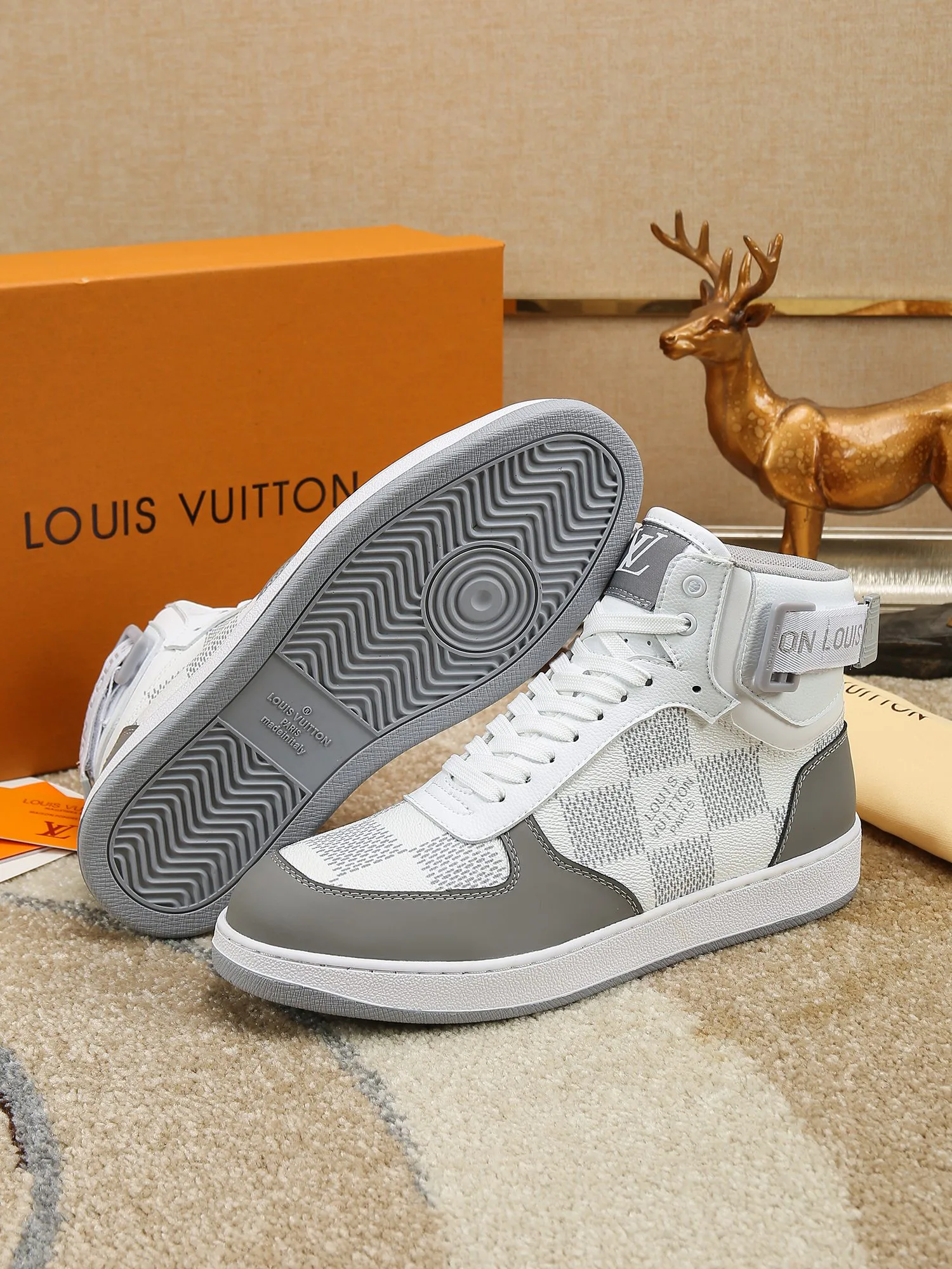Кроссовки Мужские Louis Vuitton 438125