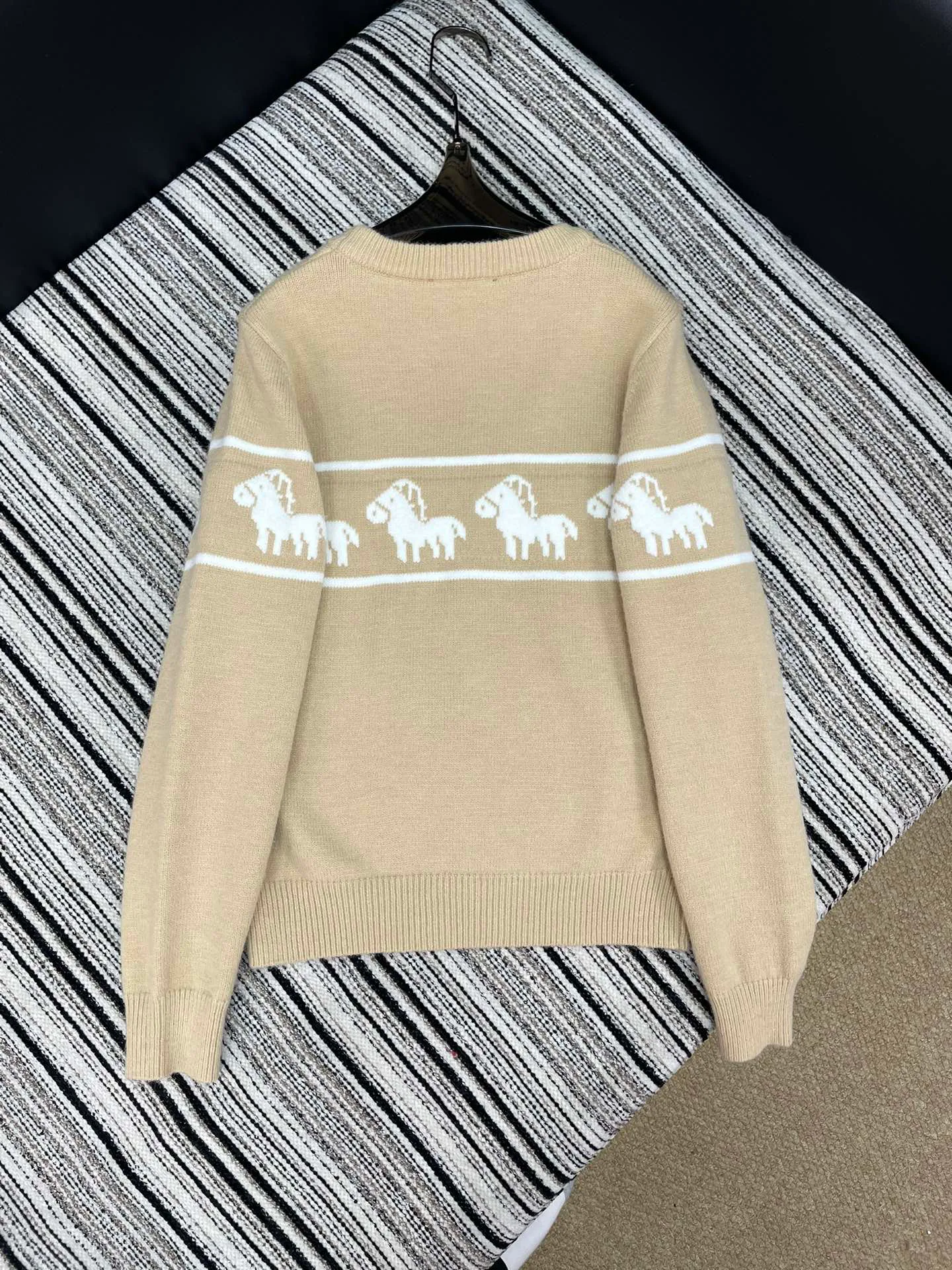 Джемперы И Свитеры Женские Gucci 738589