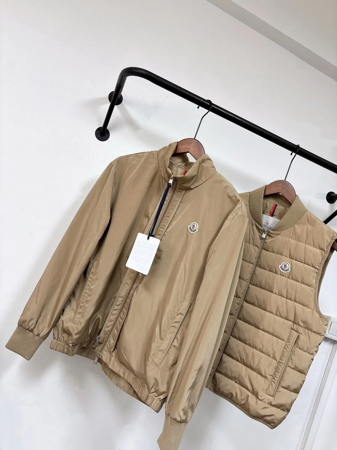Куртки И Пуховики Мужские Moncler 228193