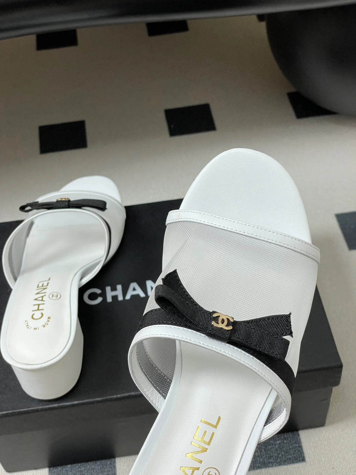 Босоножки Женские Chanel 13343839