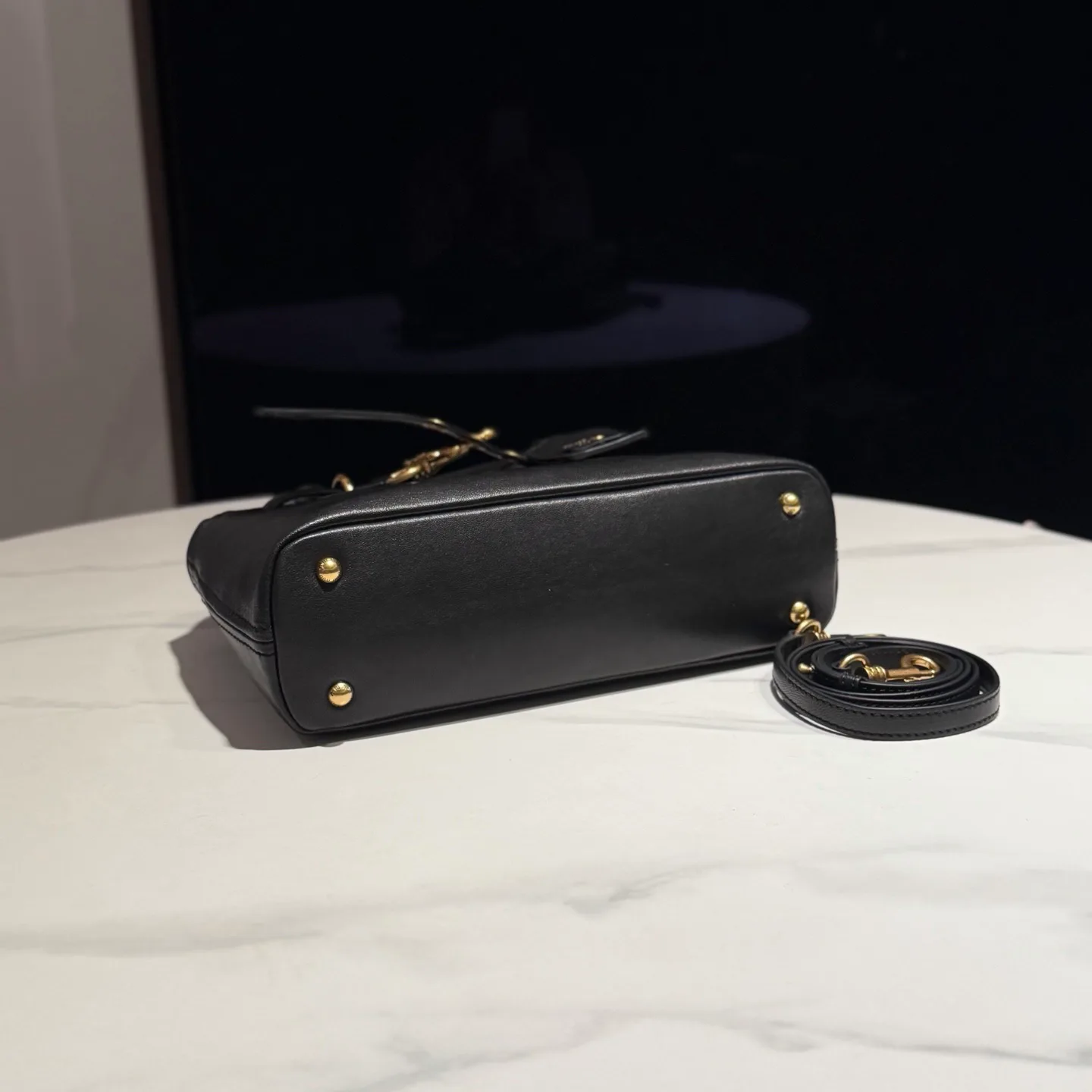 Классические Сумки Женские Miu Miu 5231004