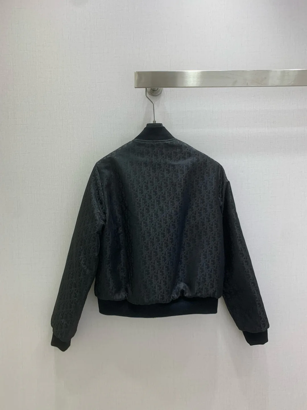 Куртки И Пуховики Женские Christian Dior 1010685