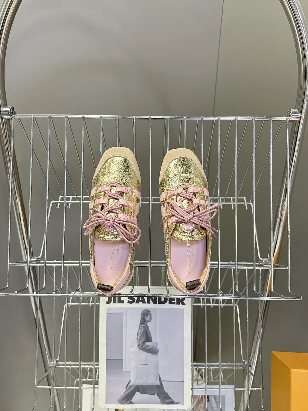 Кроссовки Женские Louis Vuitton 13370948