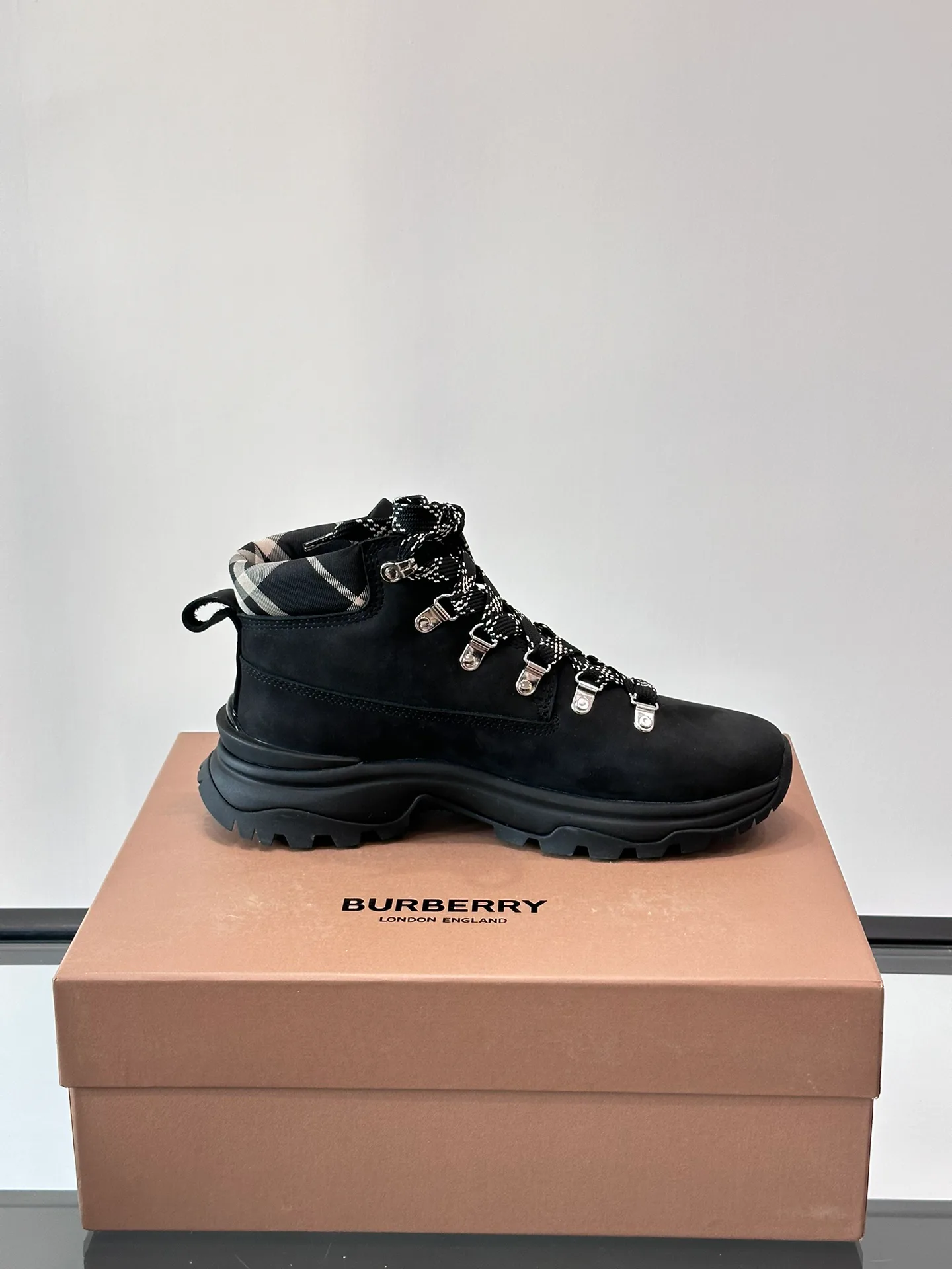 Кроссовки Мужские Burberry 848751