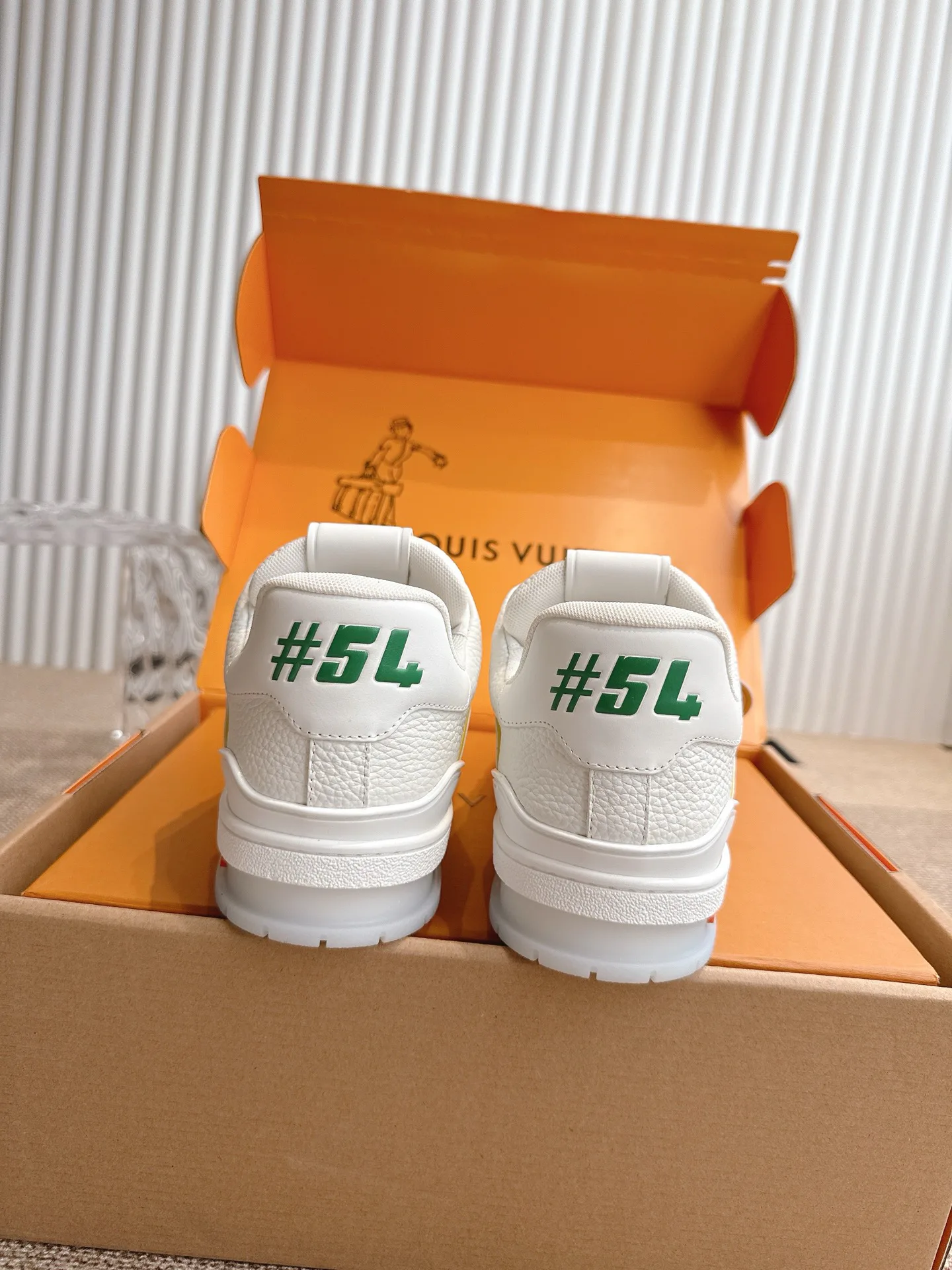 Кроссовки Женские Louis Vuitton 114894