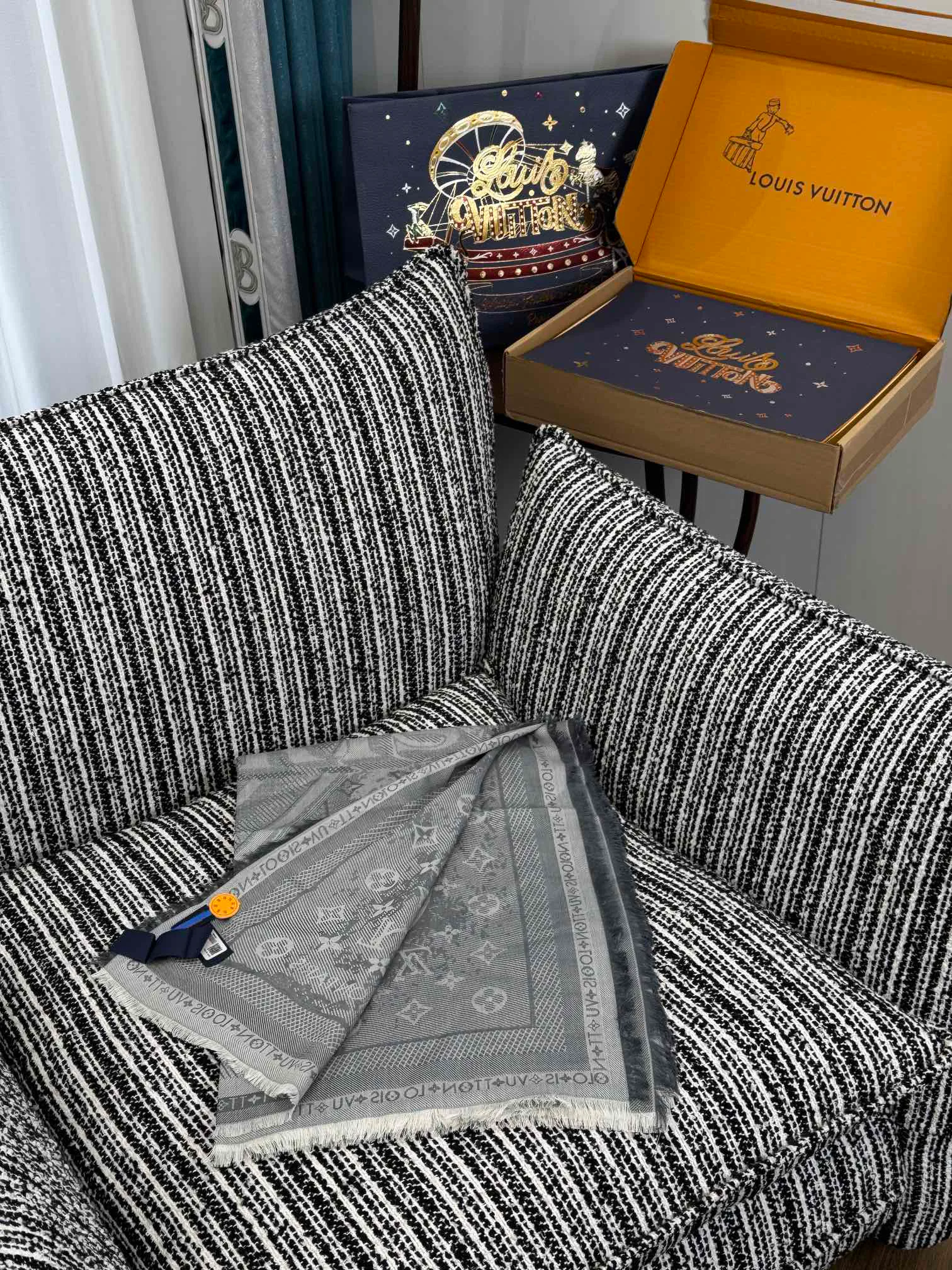 Платки Louis Vuitton 1255819