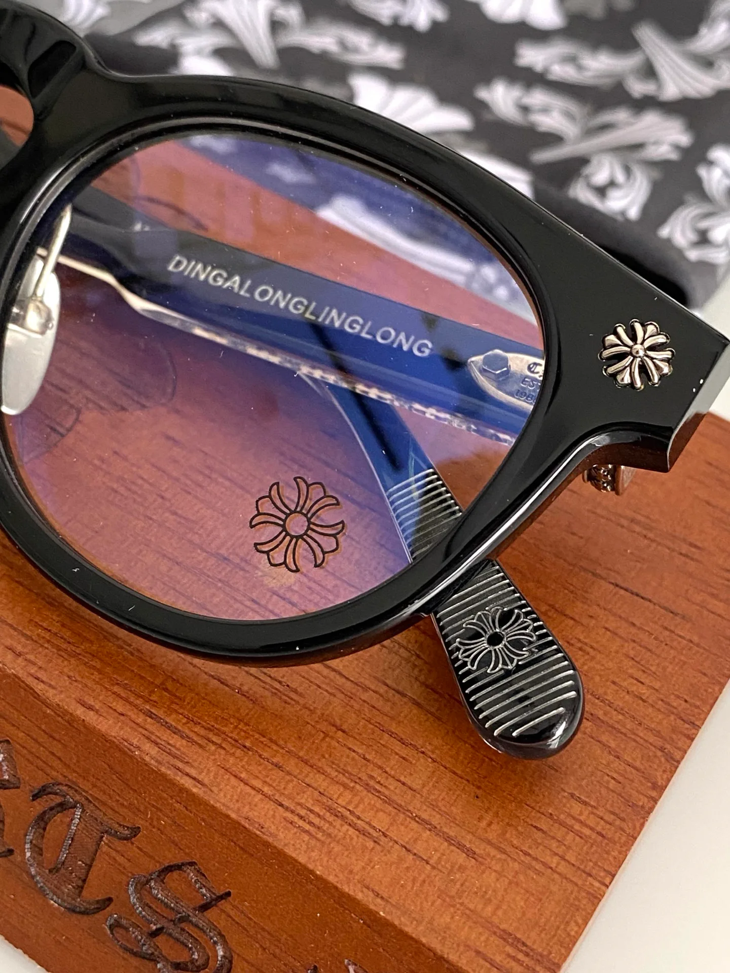 Очки Chrome Hearts 17996543