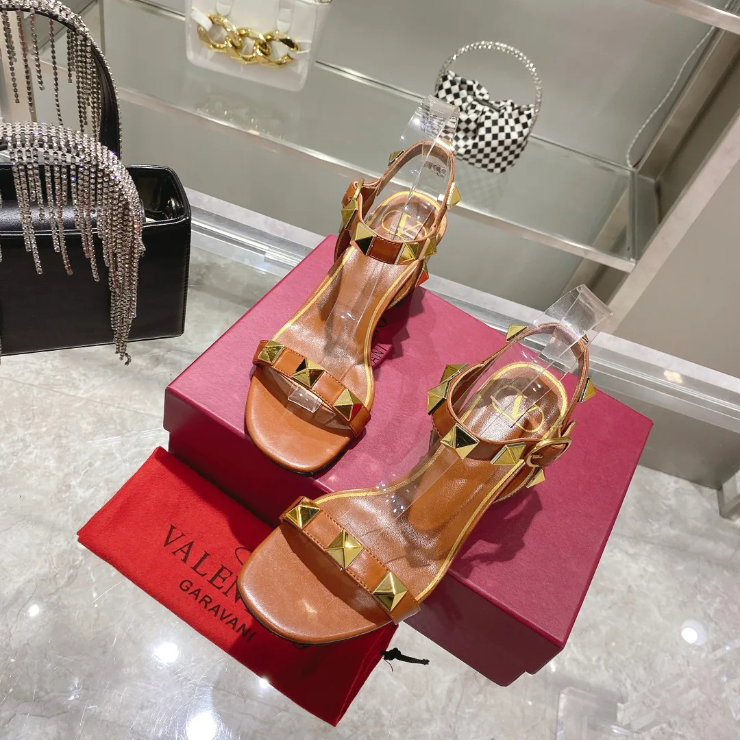 Босоножки Женские Valentino 17956835