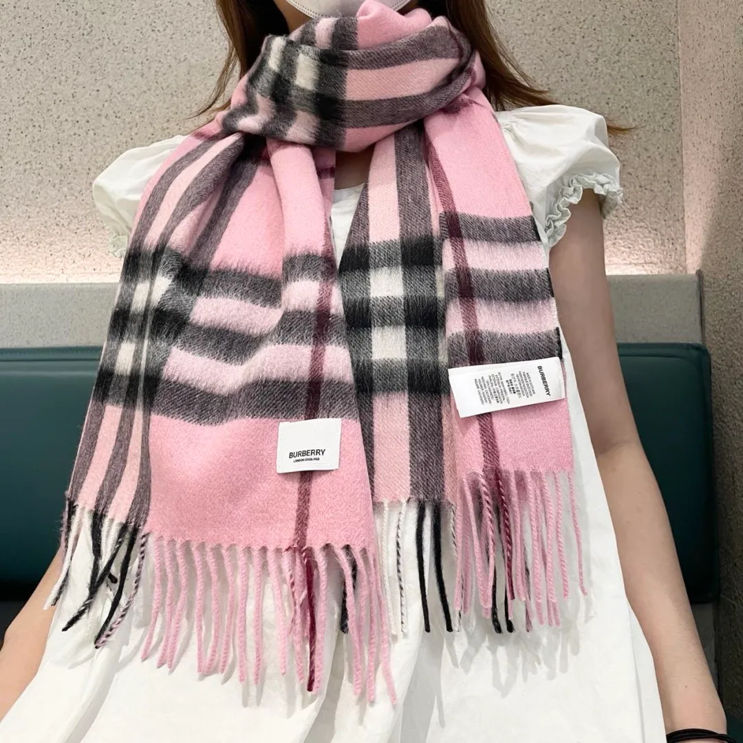 Шарфы Burberry 752709