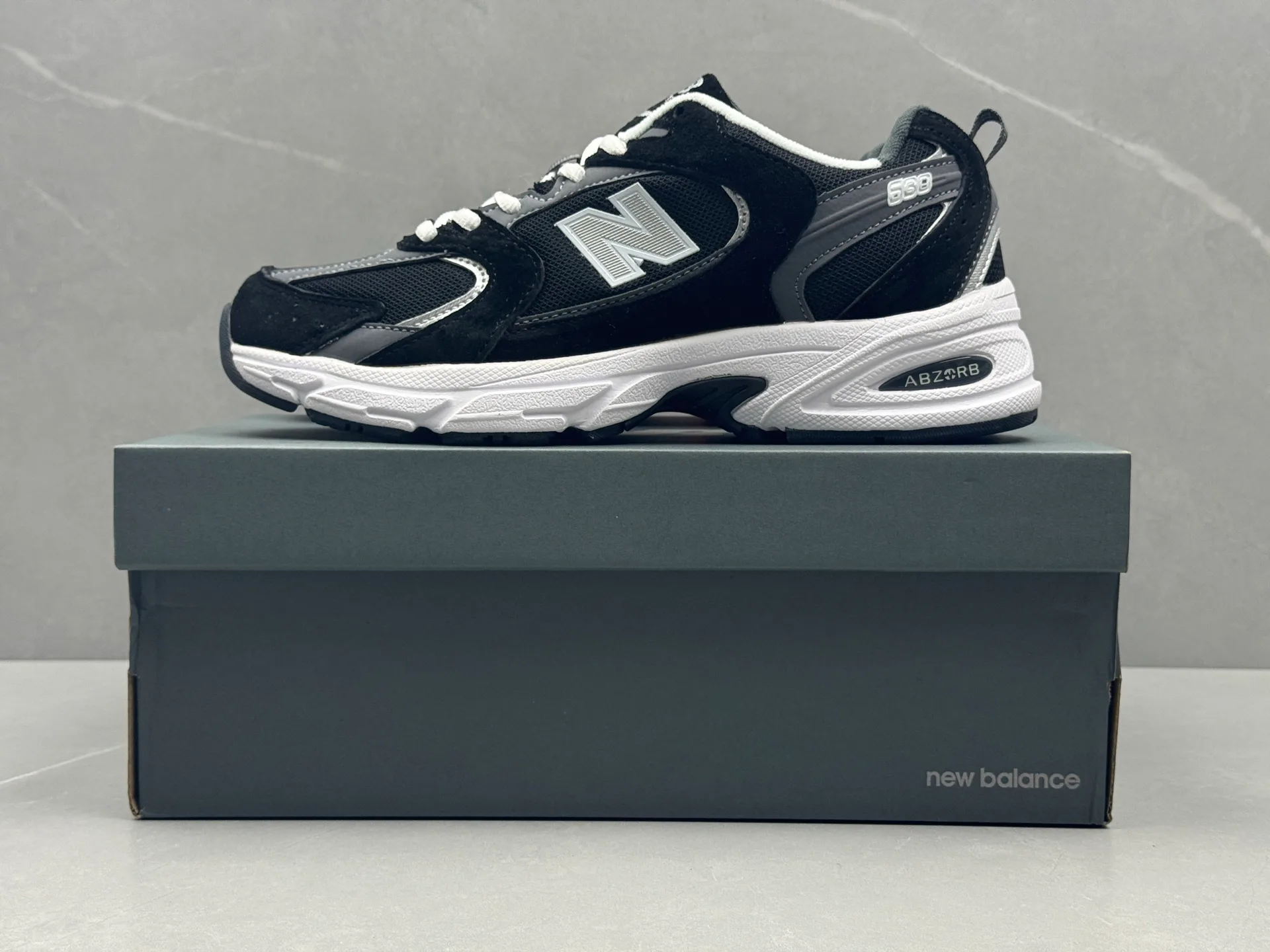 Кроссовки Женские New Balance 34900