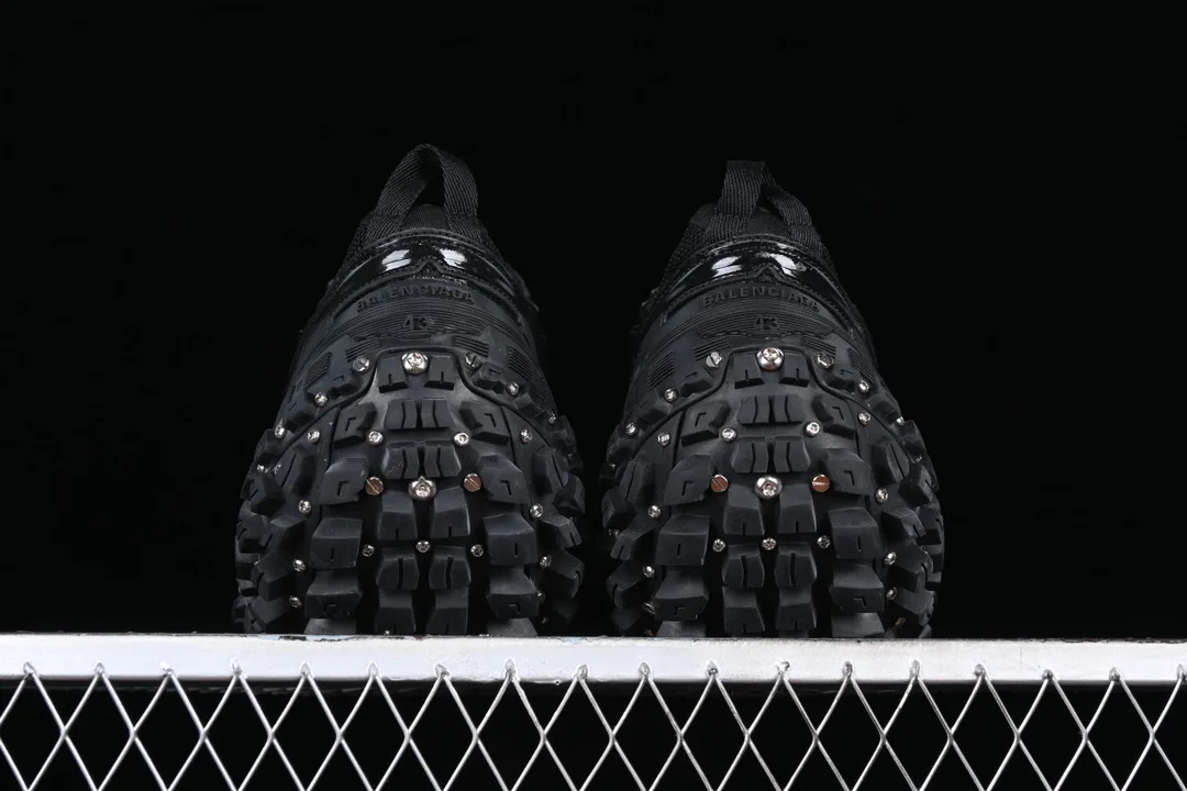 Кроссовки Женские Balenciaga 11670875
